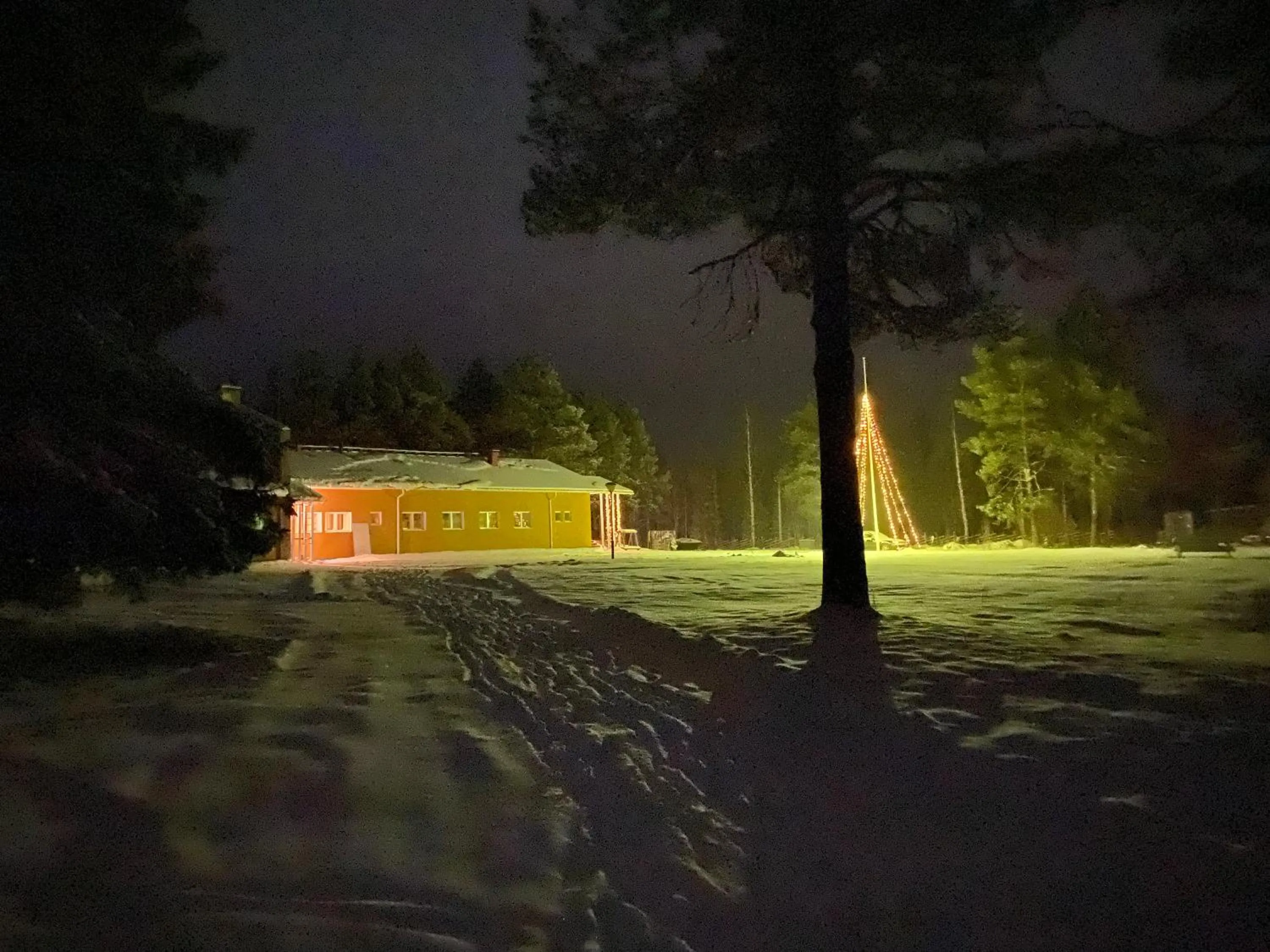 Property building in Arctic Shaman Adventures -Jurtta