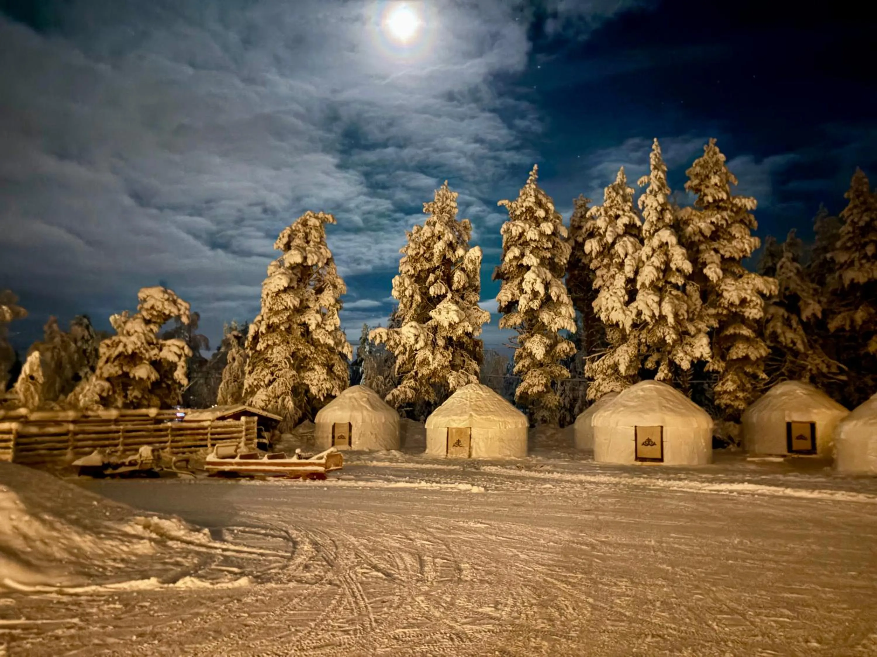 Property building in Arctic Shaman Adventures -Jurtta