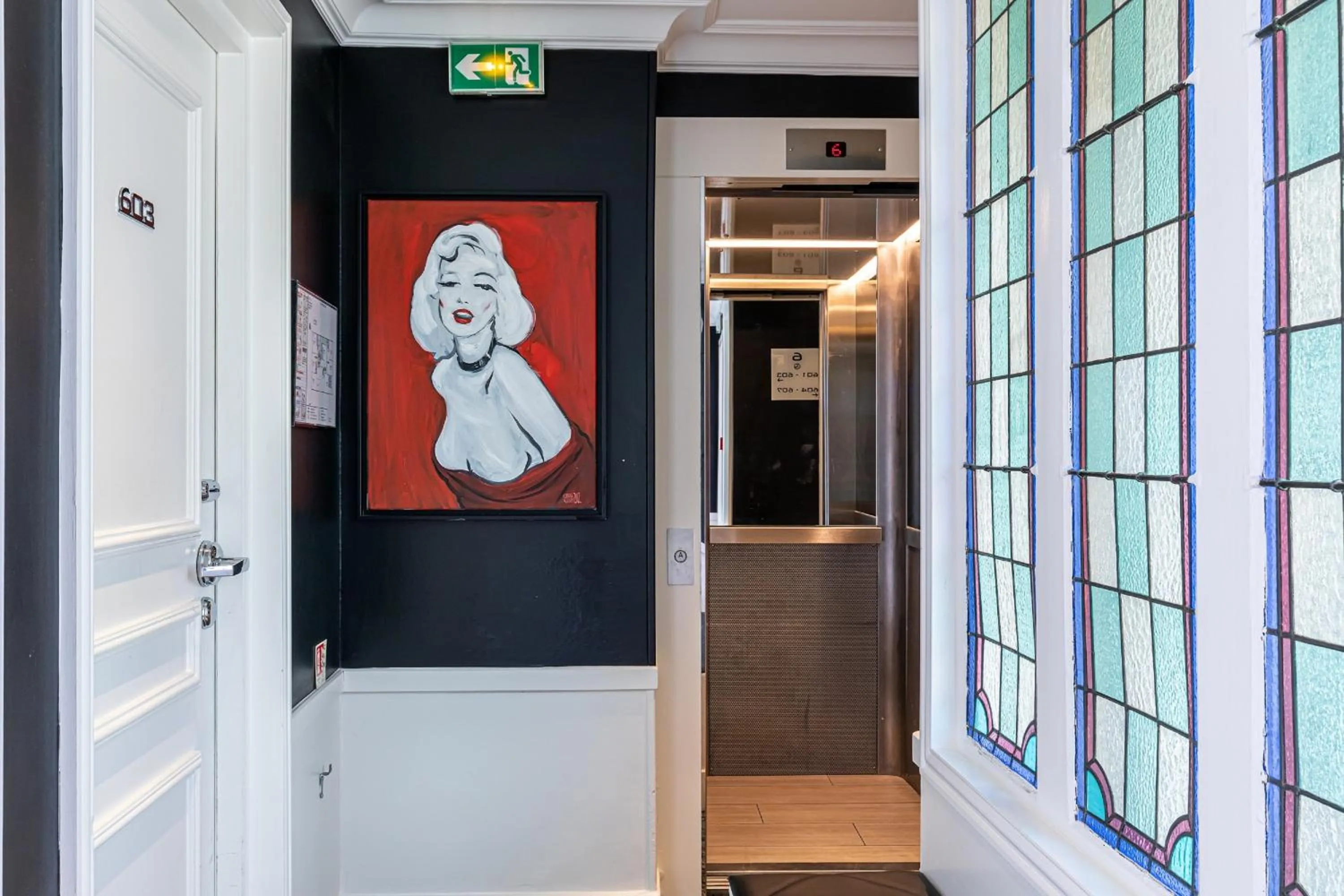 Decorative detail in Hôtel Diva Opera