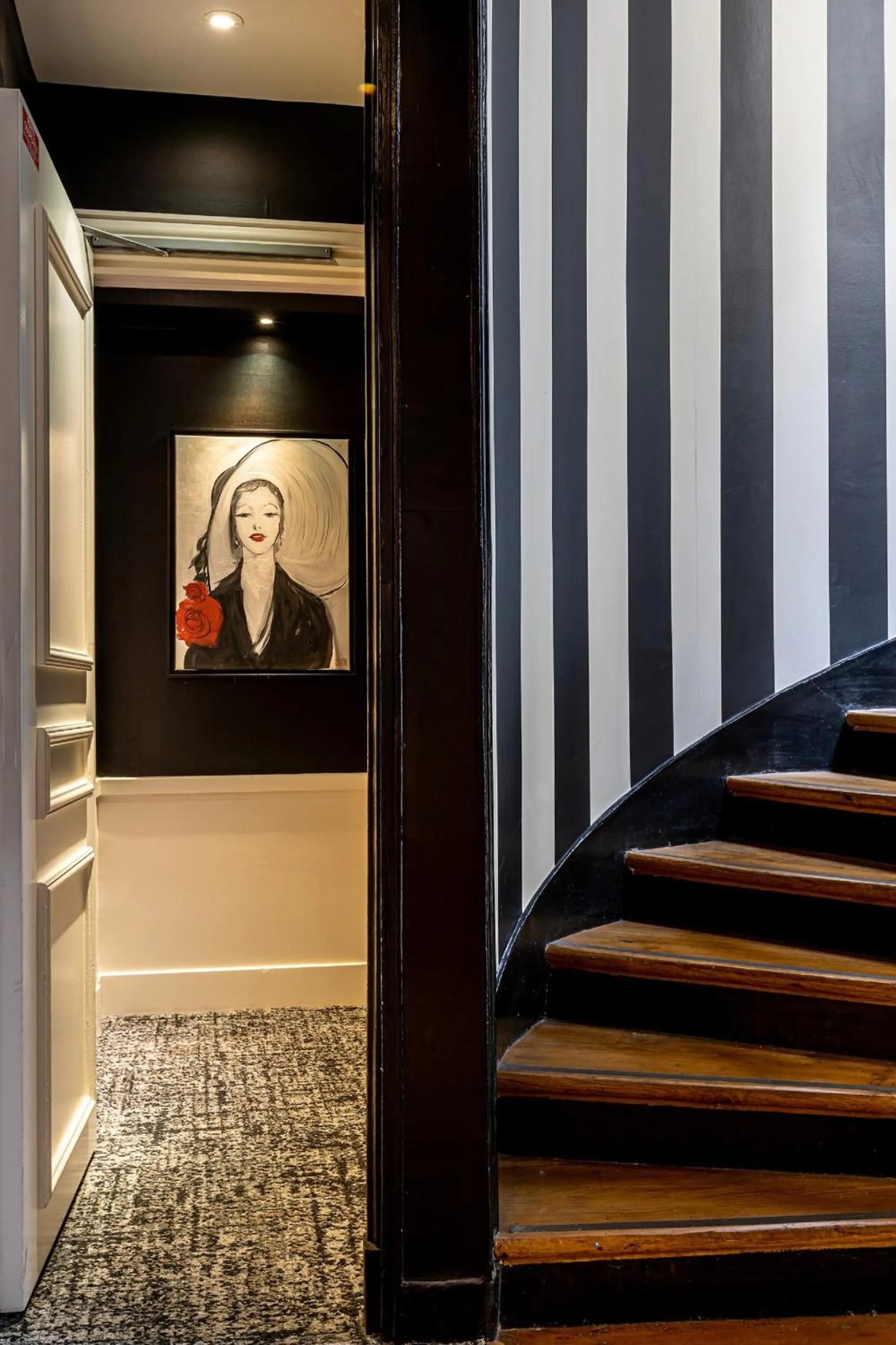 Decorative detail in Hôtel Diva Opera