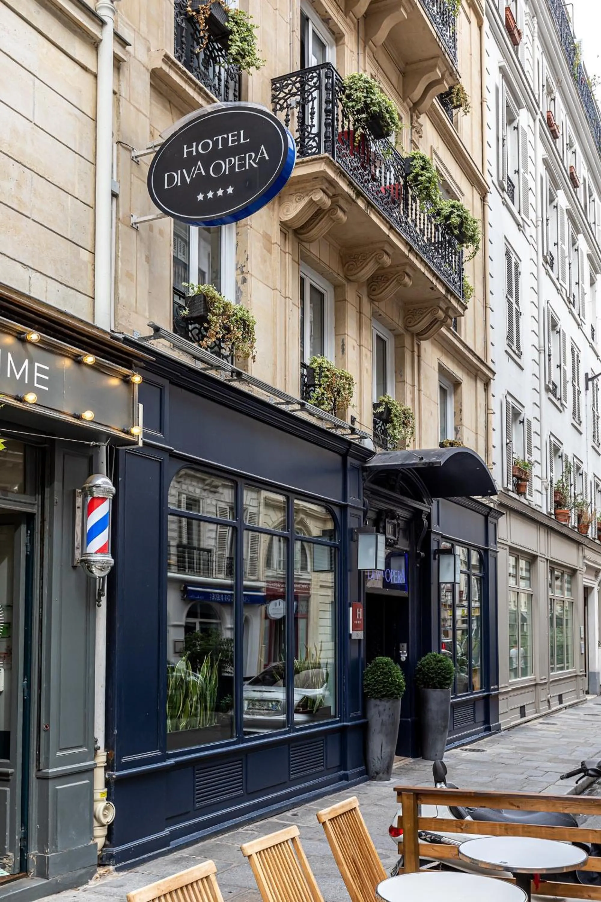 Facade/entrance in Hôtel Diva Opera
