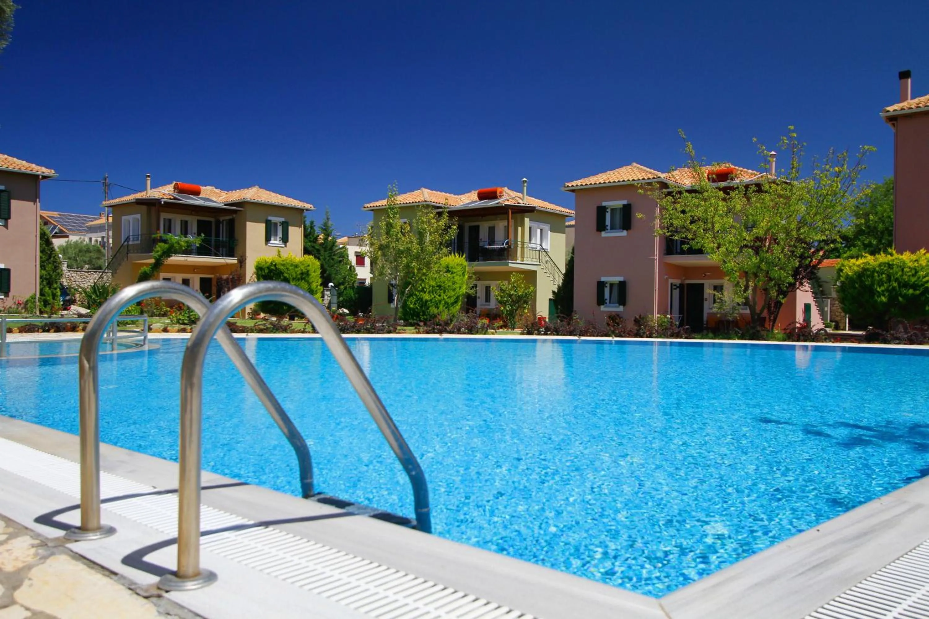 Swimming pool in Saint Thomas Village