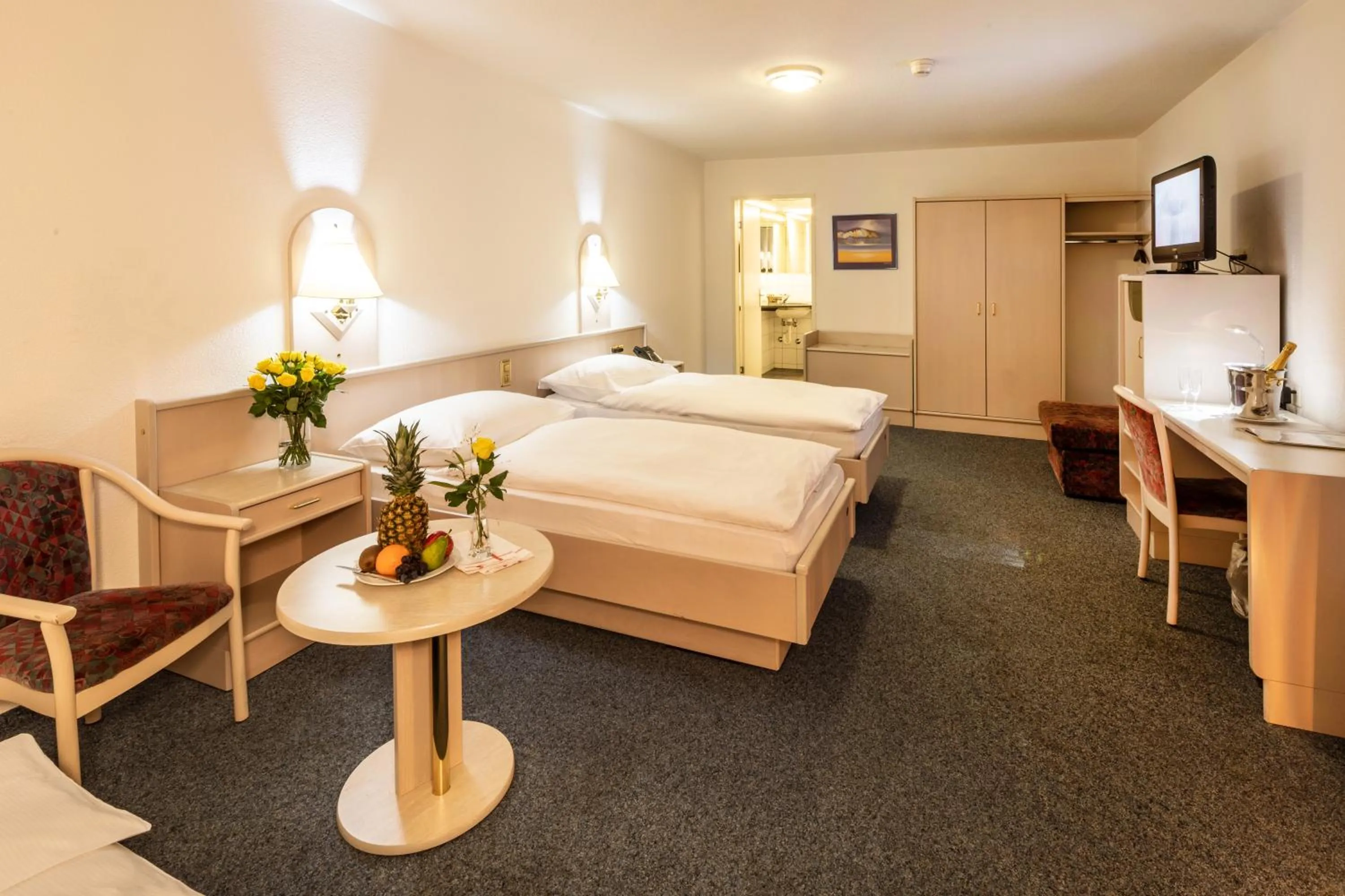 Photo of the whole room, Bed in Gasthof Enge Self Check-In Hotel