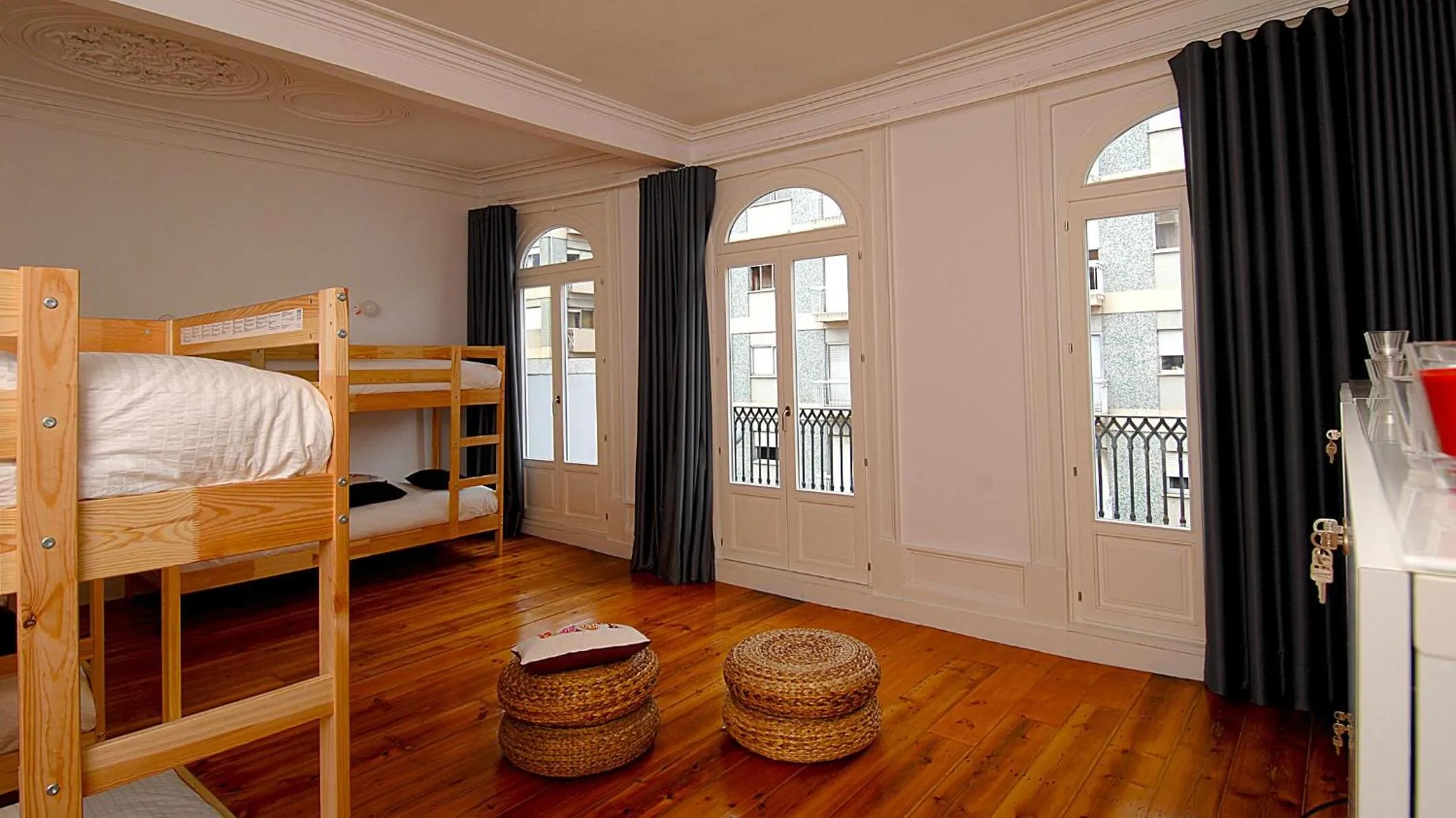 bunk bed, Bed in So Cool Hostel Porto