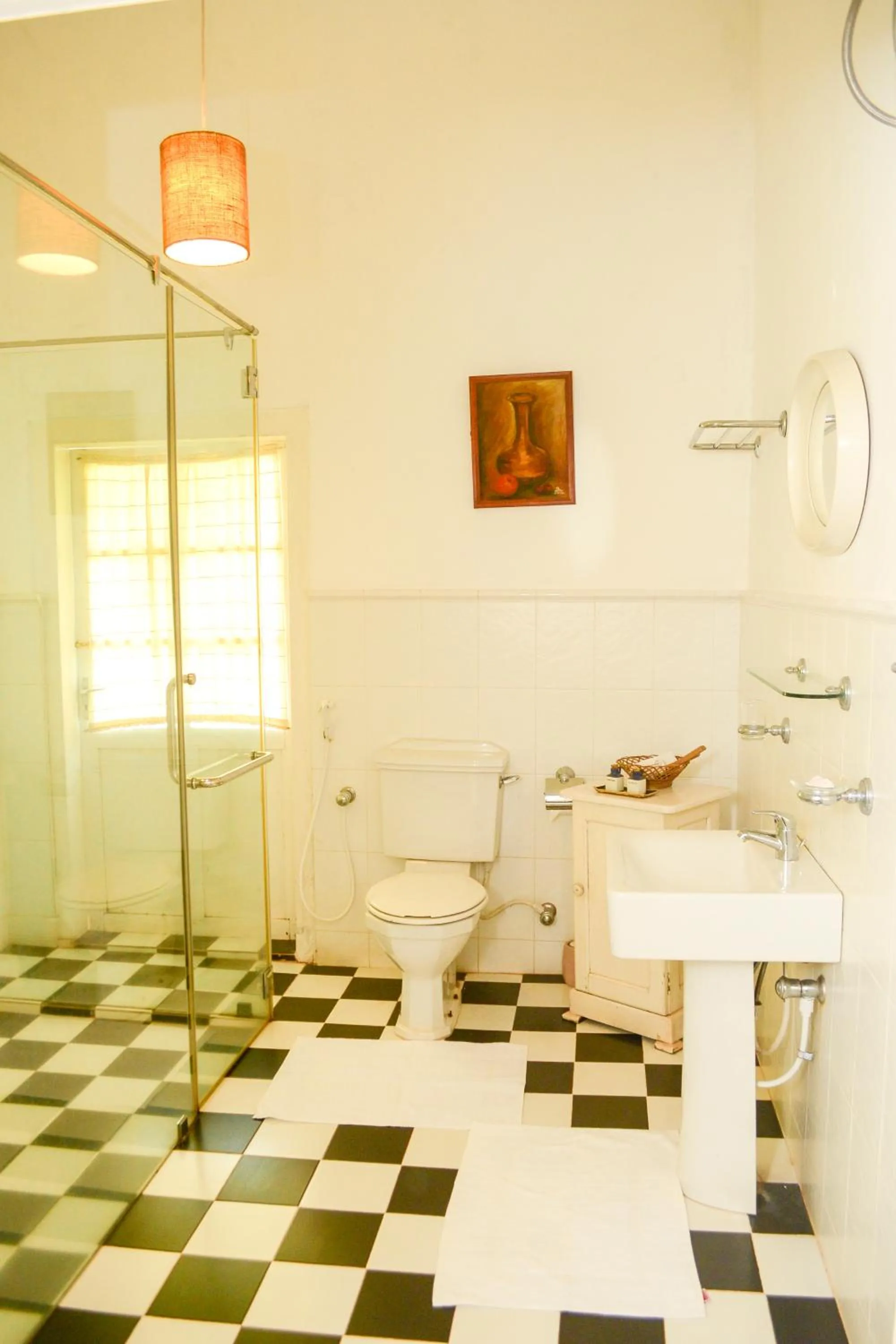 Toilet in Hatale Tea Estate Bungalow