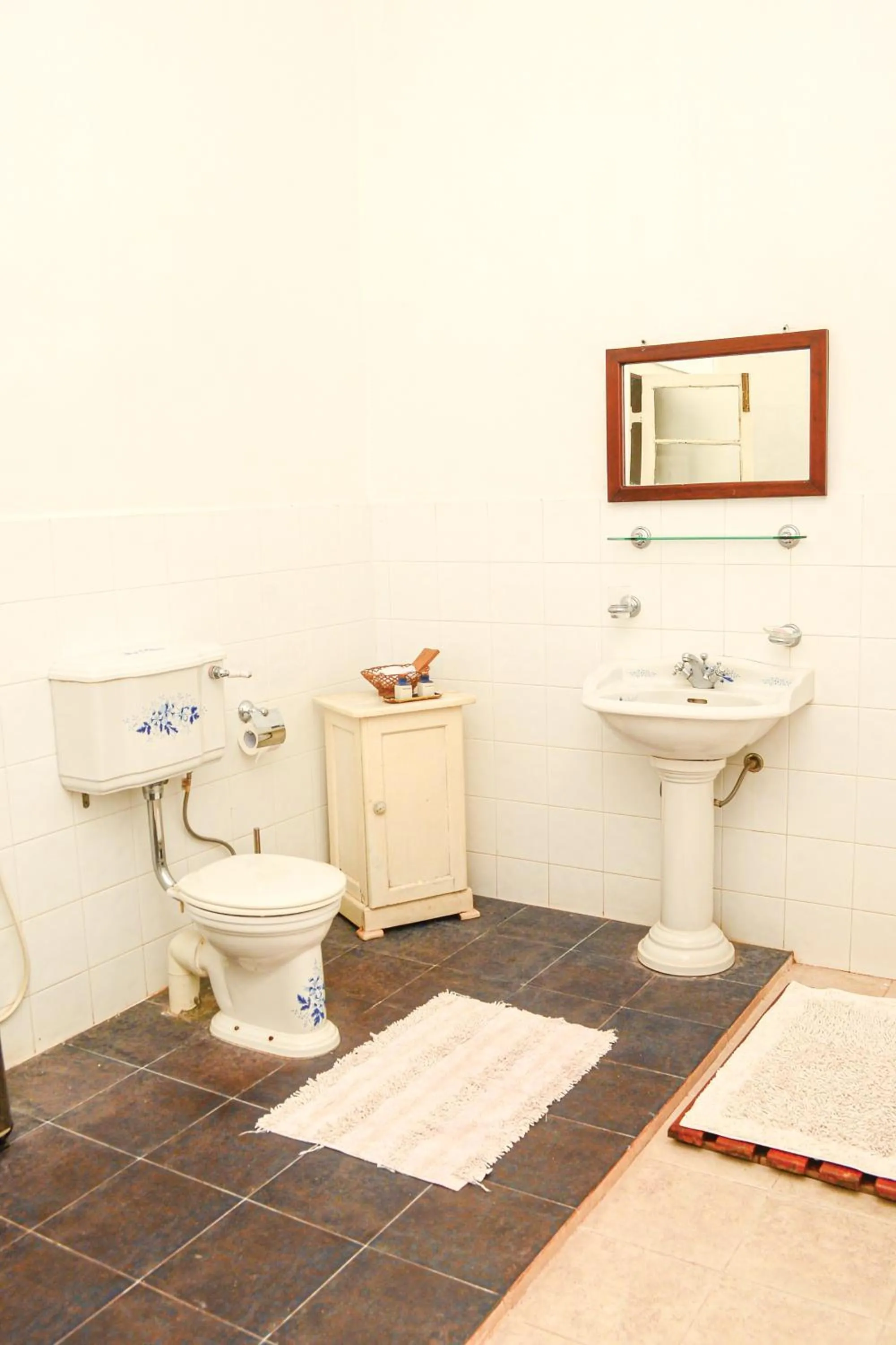 Bathroom in Hatale Tea Estate Bungalow