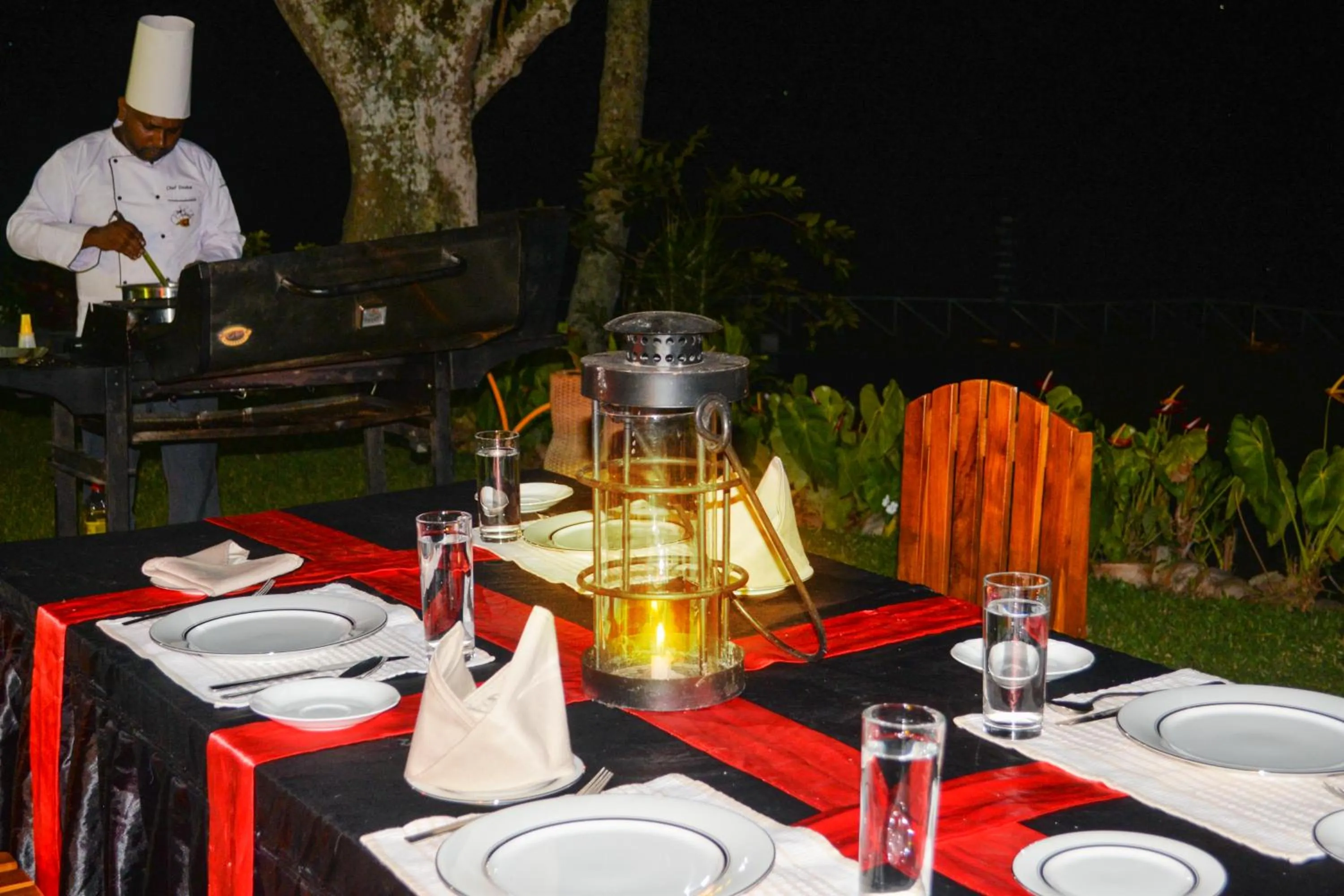 Dinner in Hatale Tea Estate Bungalow