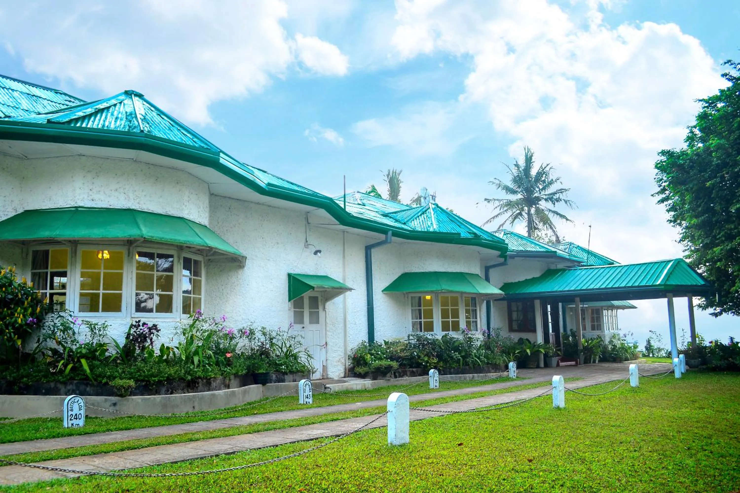 Property building in Hatale Tea Estate Bungalow