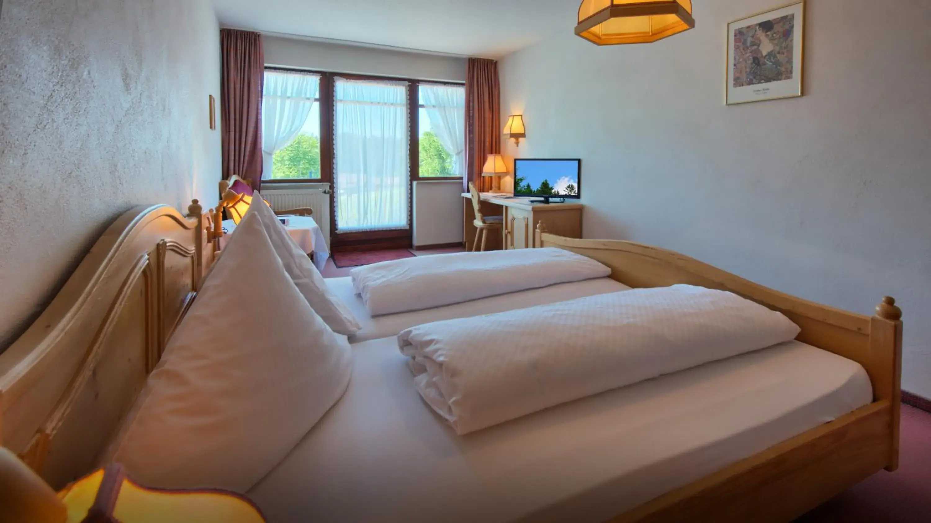 Classic Double Room in Landgasthof Zum Schwanen Classic Double Room in Landgasthof Zum Schwanen