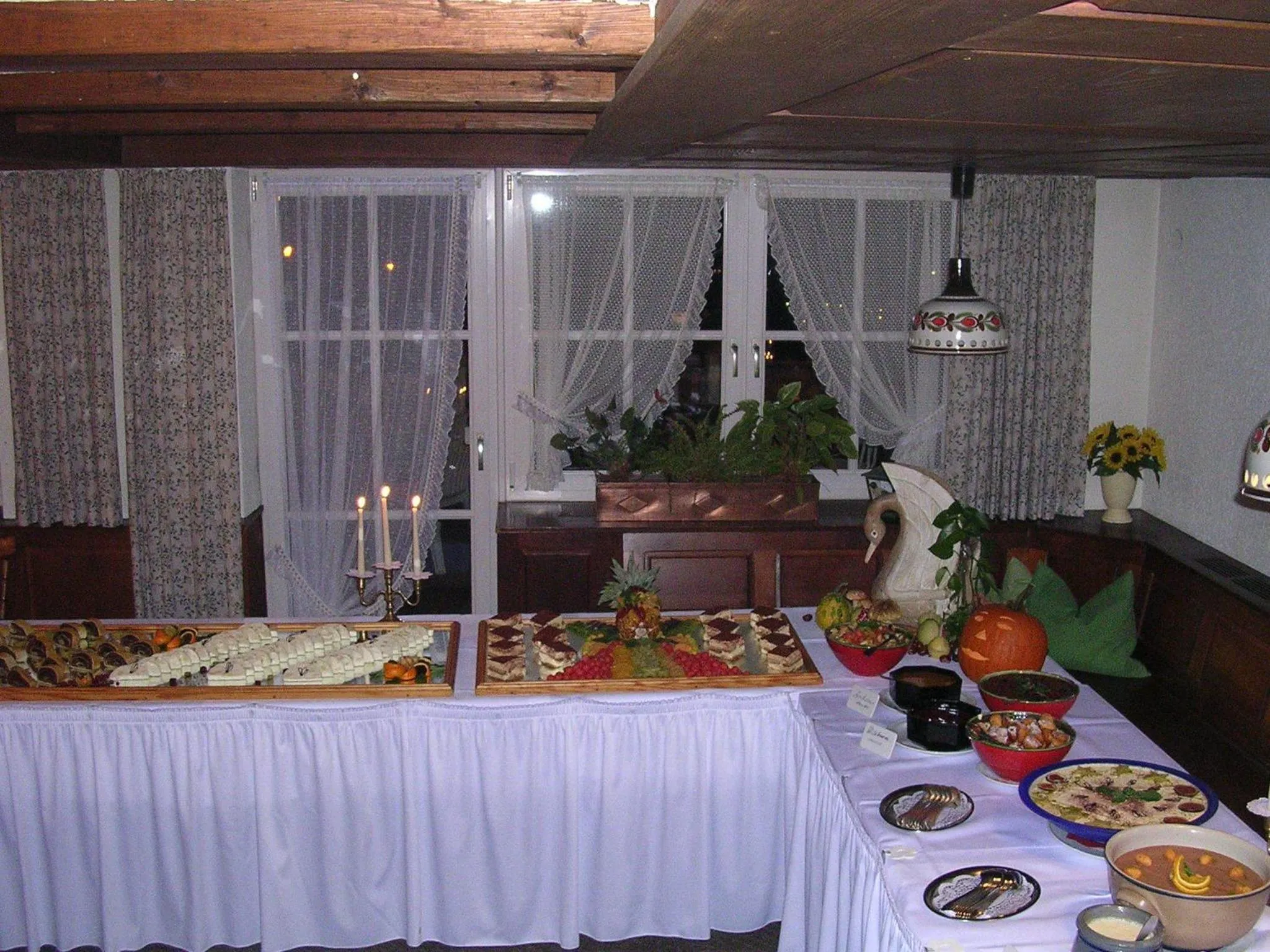 Restaurant/places to eat in Landgasthof Zum Schwanen