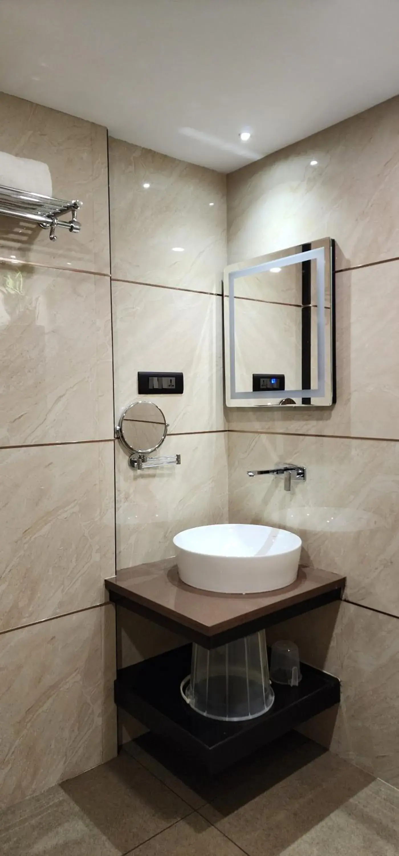 Deluxe Double or Twin Room - single occupancy in Hotel Arcadia Deluxe Double or Twin Room - single occupancy in Hotel Arcadia