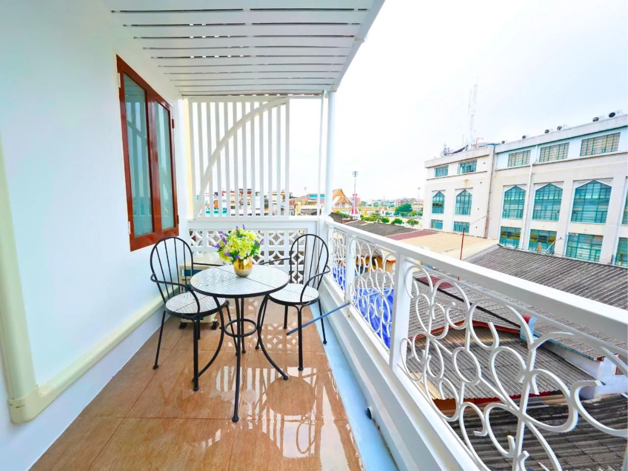 Balcony/Terrace in Excel Hotel Bangkok former Sri Krungthep Hotel