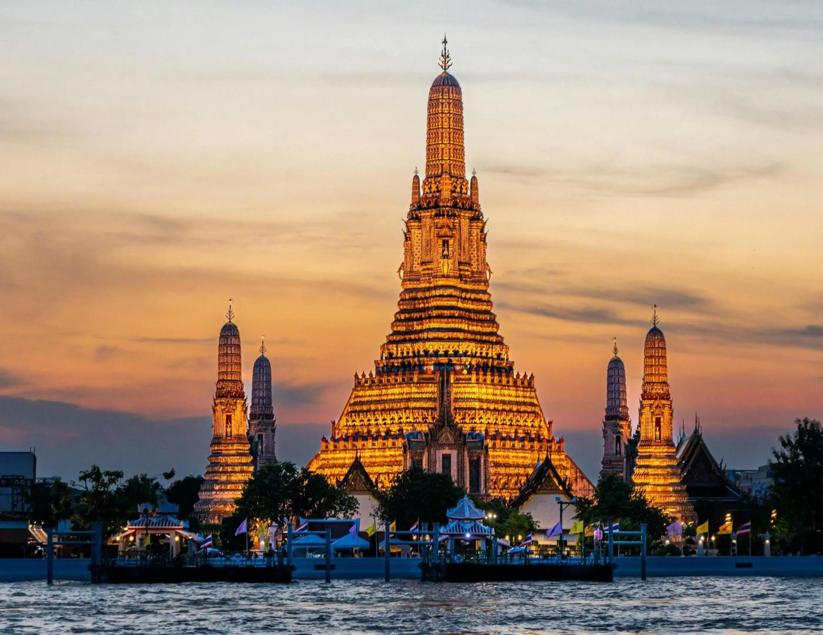 Nearby landmark in Excel Hotel Bangkok former Sri Krungthep Hotel