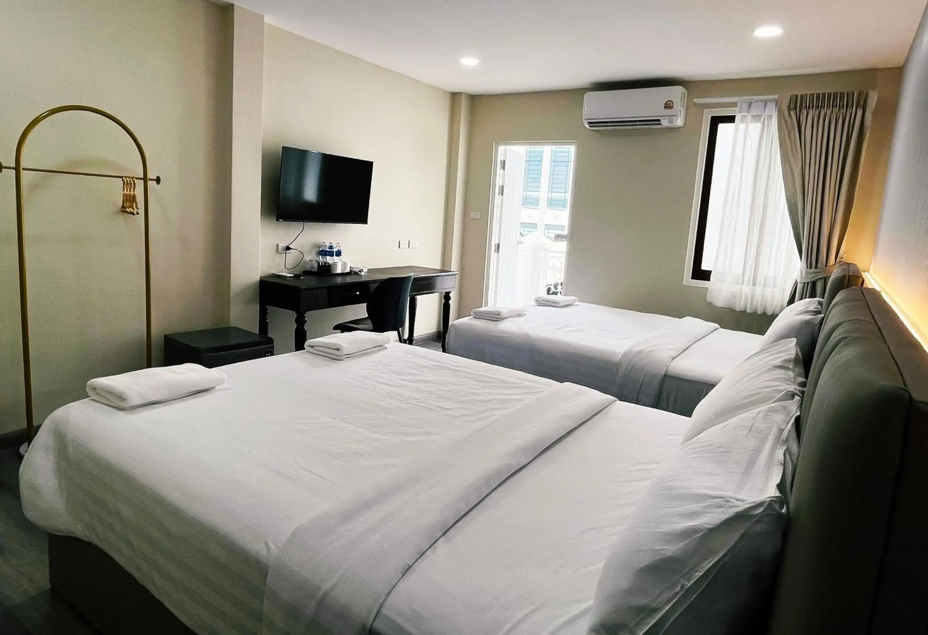 Bed in Excel Hotel Bangkok former Sri Krungthep Hotel Bed in Excel Hotel Bangkok former Sri Krungthep Hotel