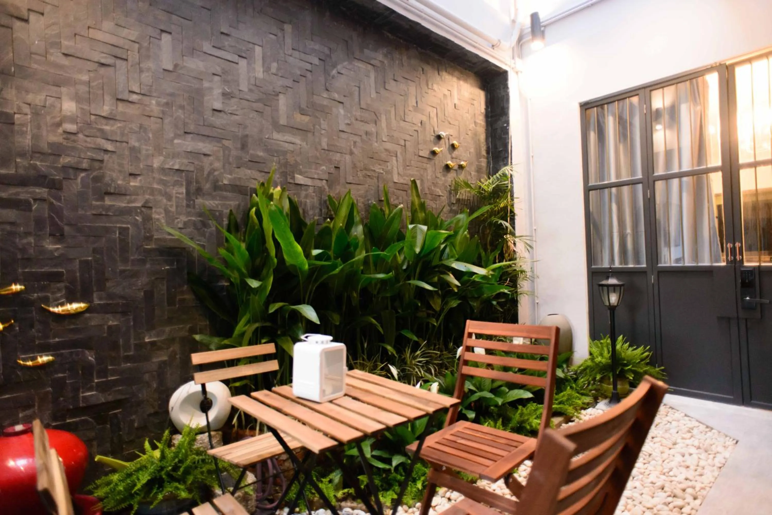 Patio in 87 Oldtown at River Pier