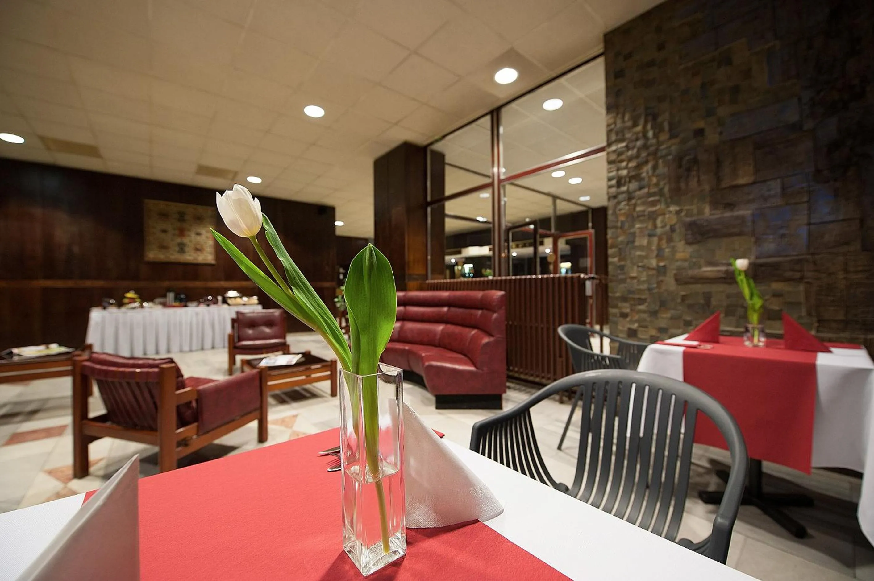 Restaurant/places to eat in Hotel Kladno