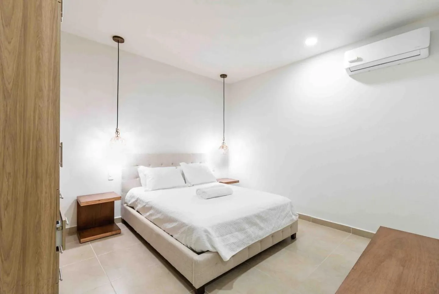 Bed in Elementus Tulum