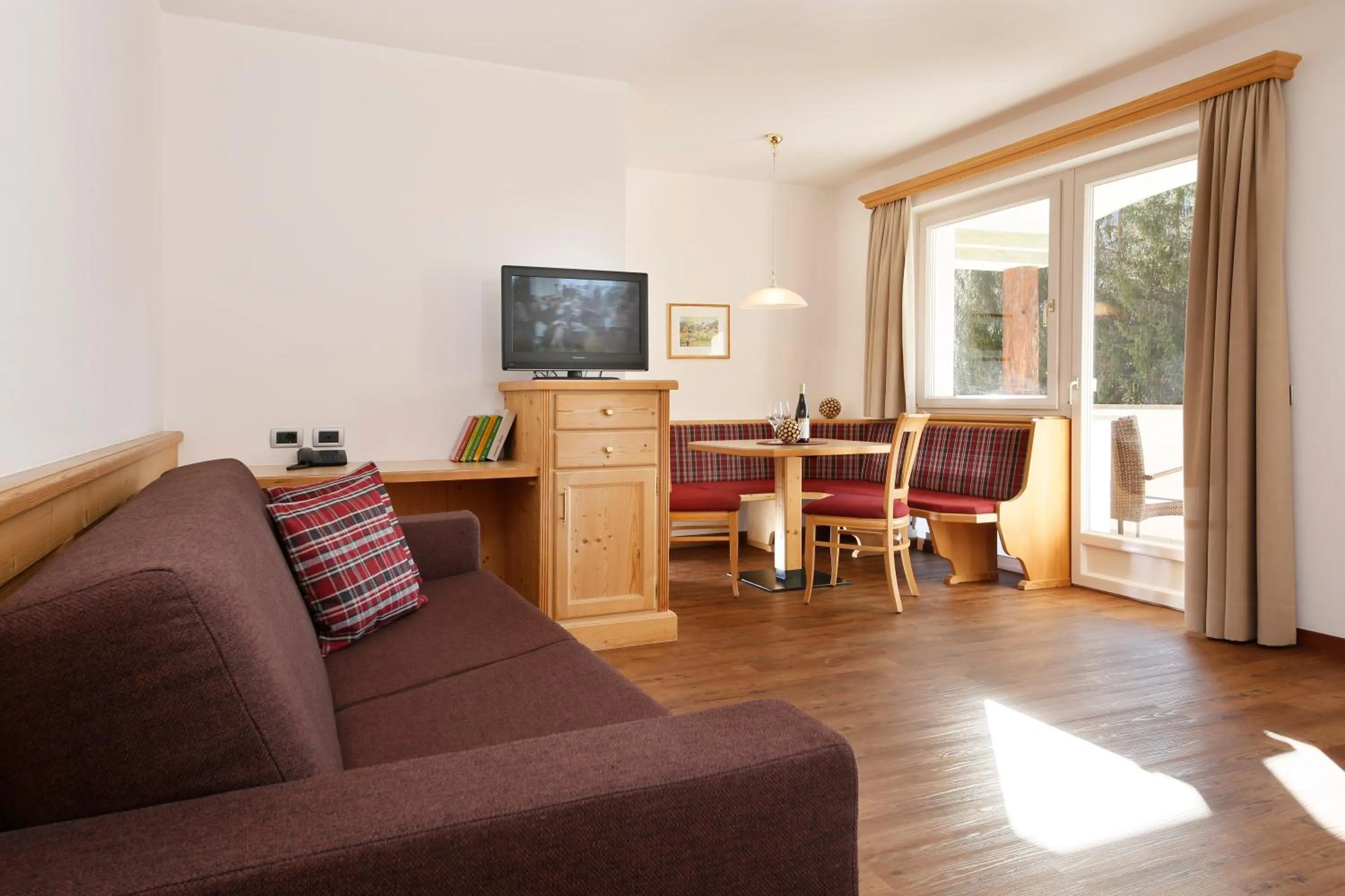 Photo of the whole room in Hotel Hubertusstube