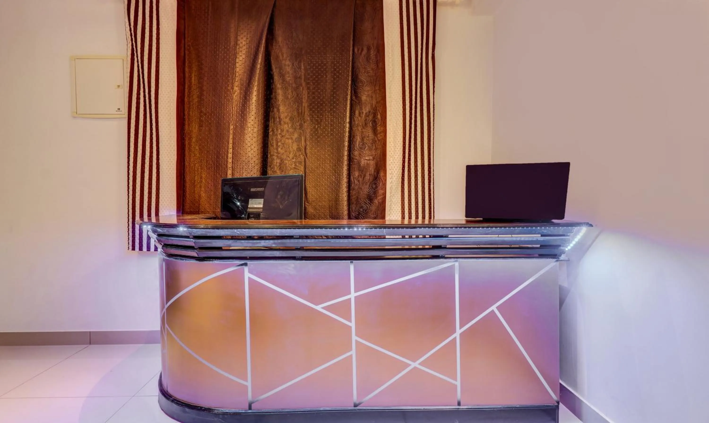 Lobby or reception in Itsy Hotels Dew Dreams