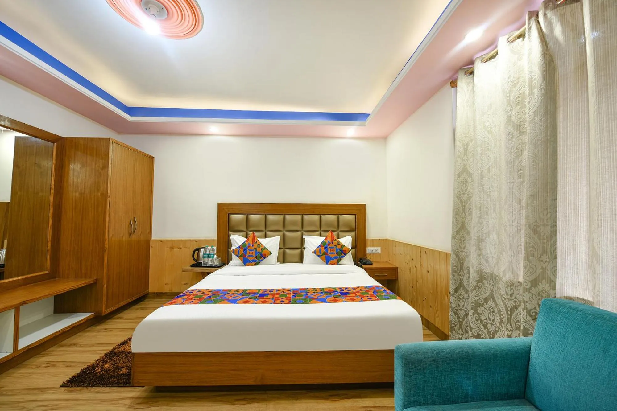 Bed in FabHotel Misty Hills Nehru Kund