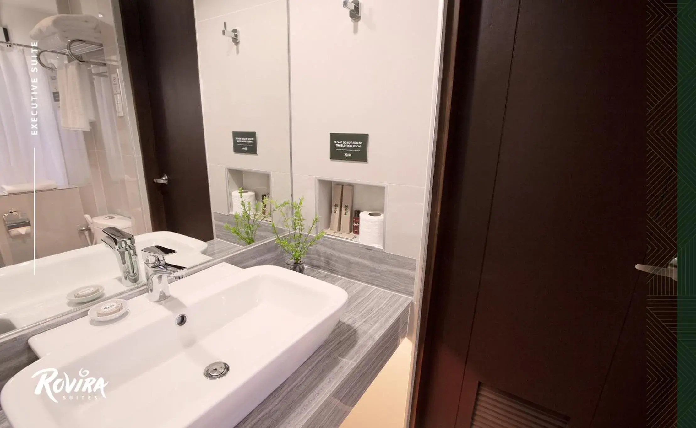 Rovira Suites Rovira Suites