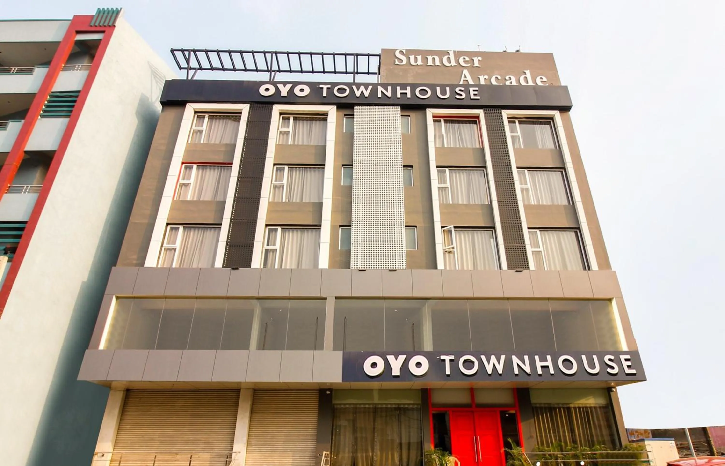 Facade/entrance in Super townhouse moosapet Rcc Prime