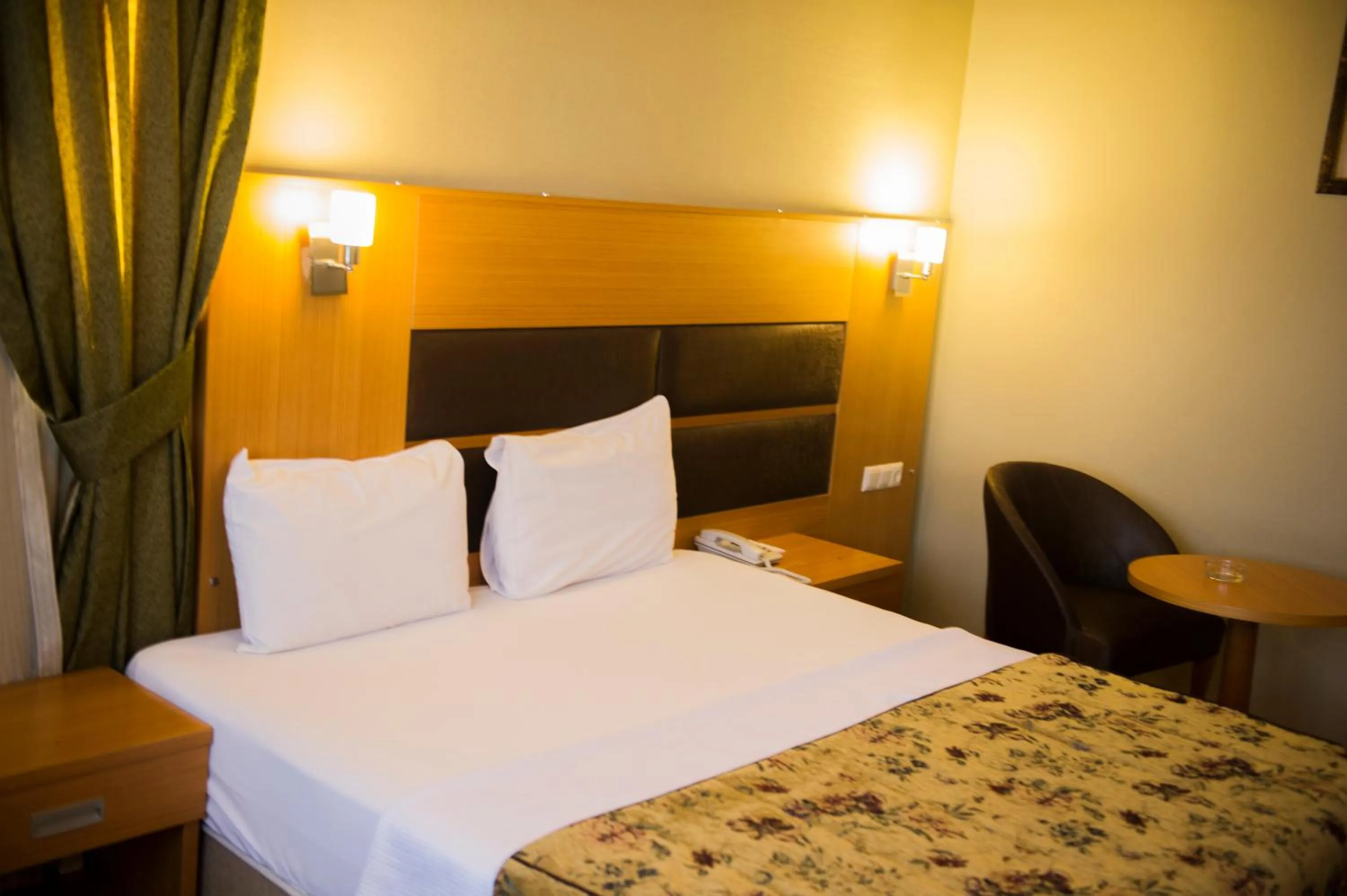 Bed in Polat Elite Hotel