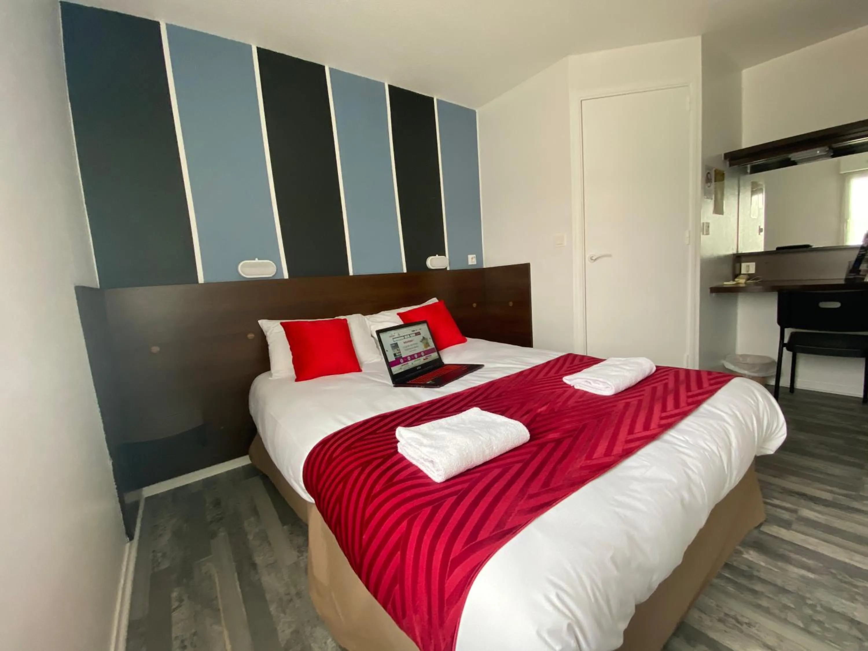 Bed in Fasthotel Tours Nord