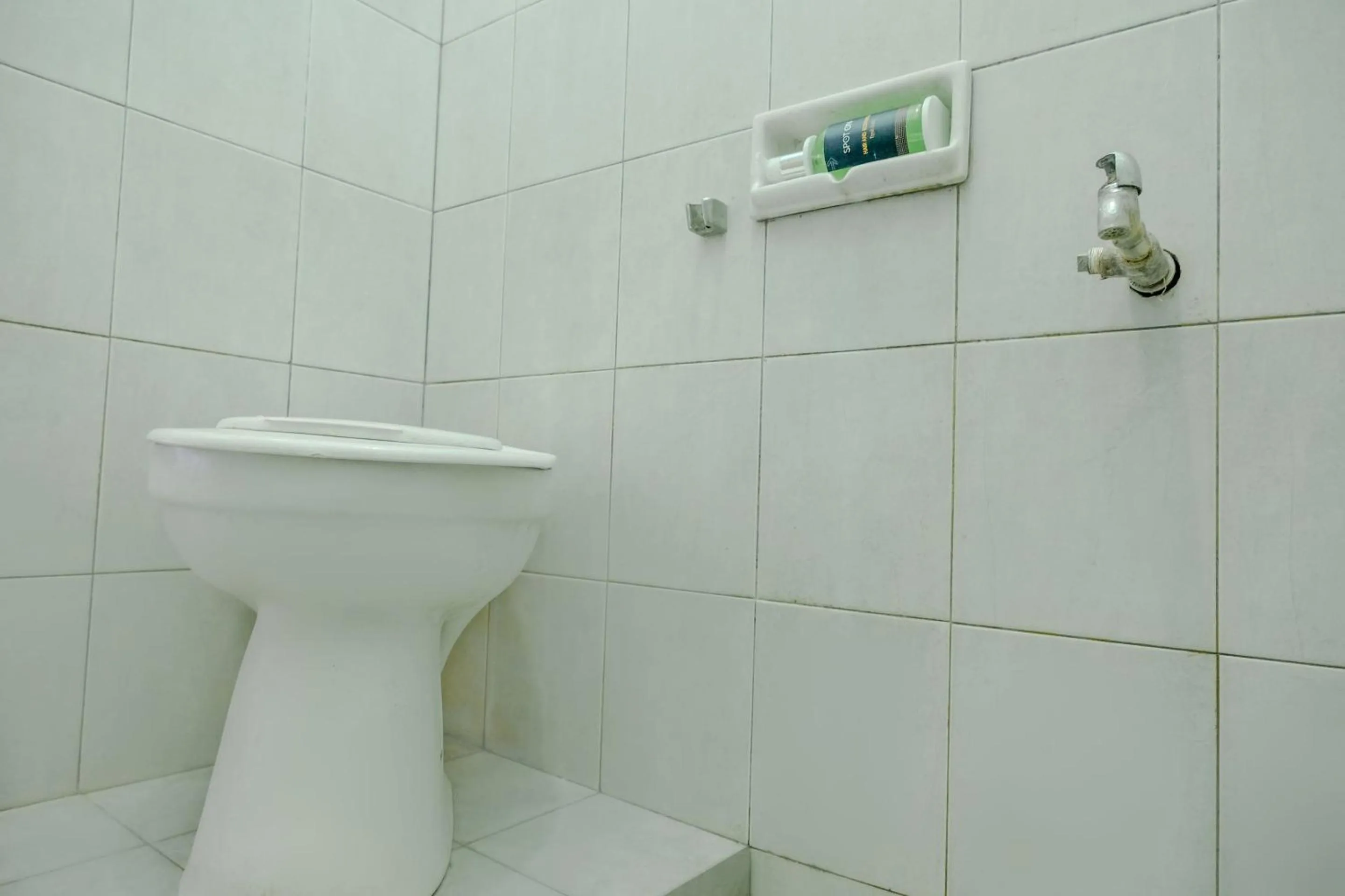 Bathroom in Hotel O Villa Hardi