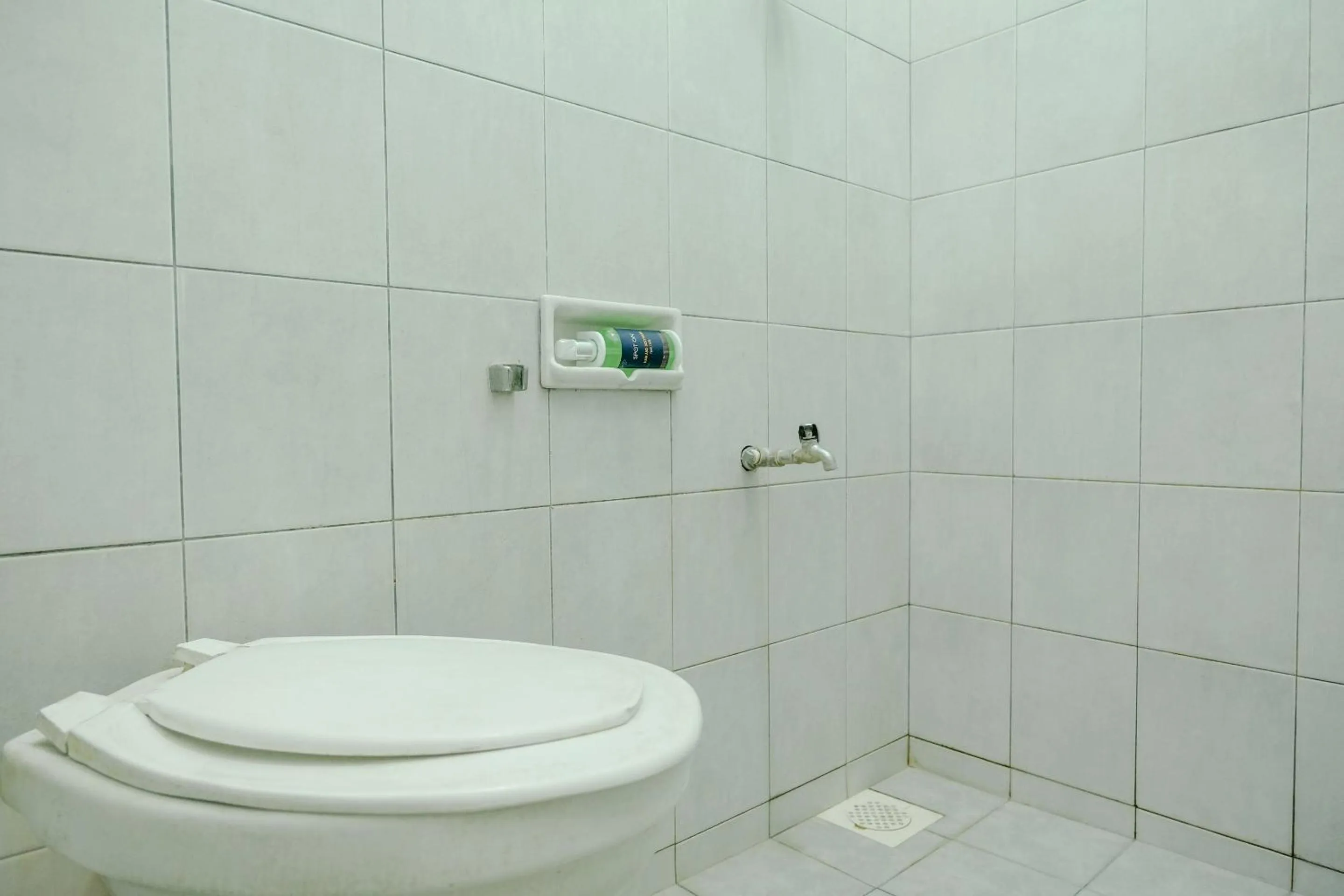 Bathroom in Hotel O Villa Hardi