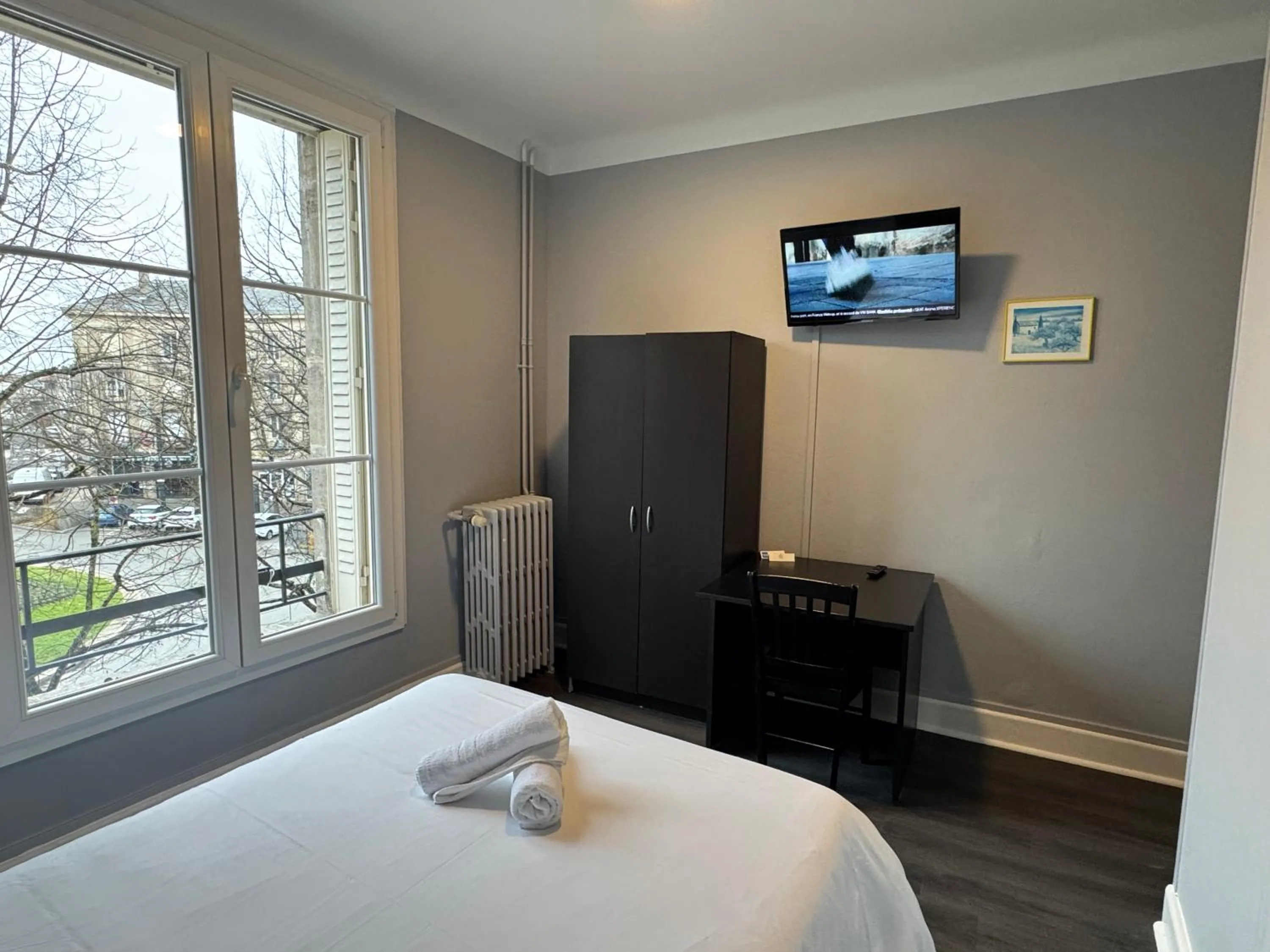 Photo of the whole room, Bed in Abc Hotel