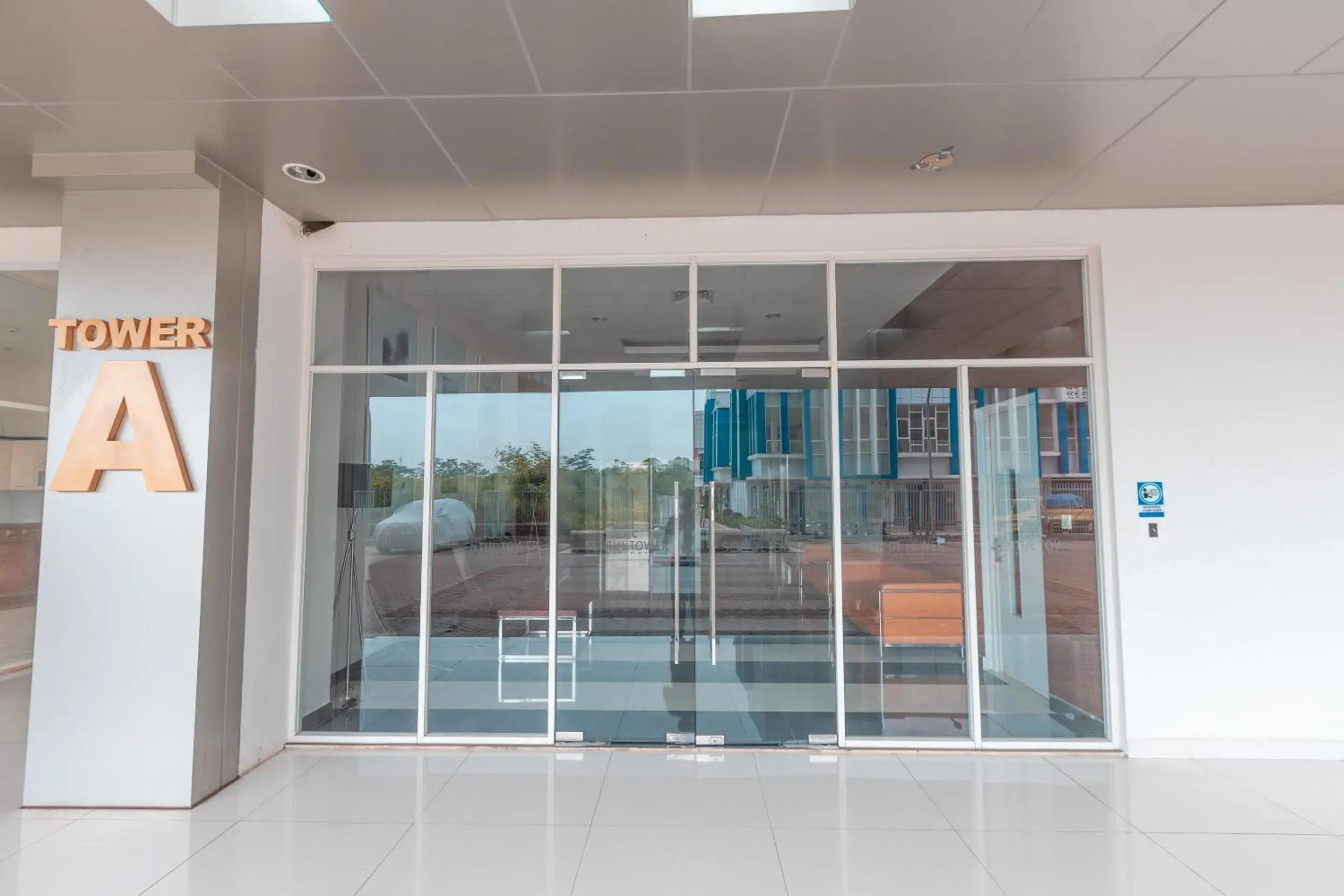 Facade/entrance in Hotel O Apartement Sentul Tower Facade/entrance in Hotel O Apartement Sentul Tower