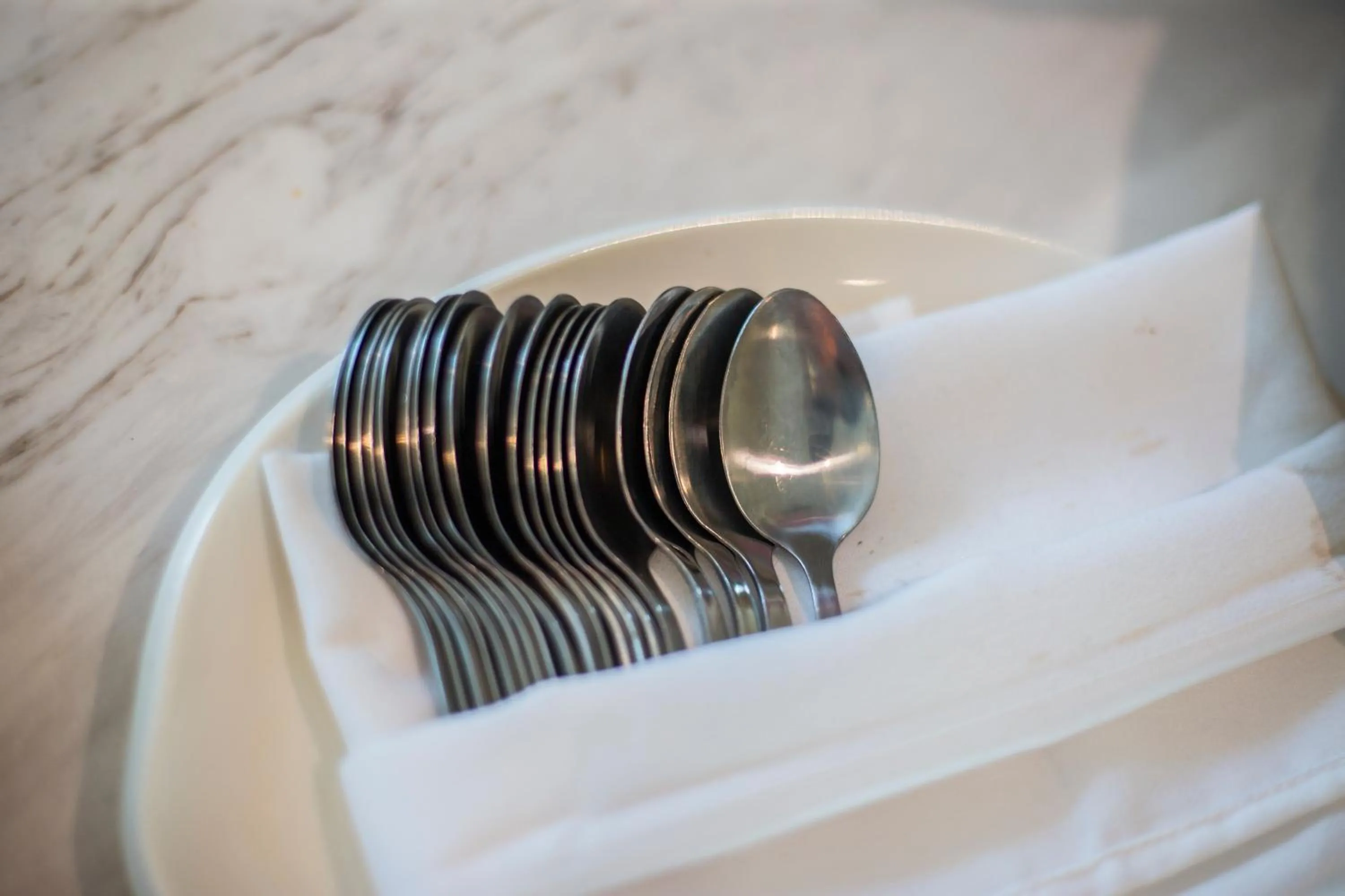 Restaurant/places to eat in GRAND FLORA HOTEL