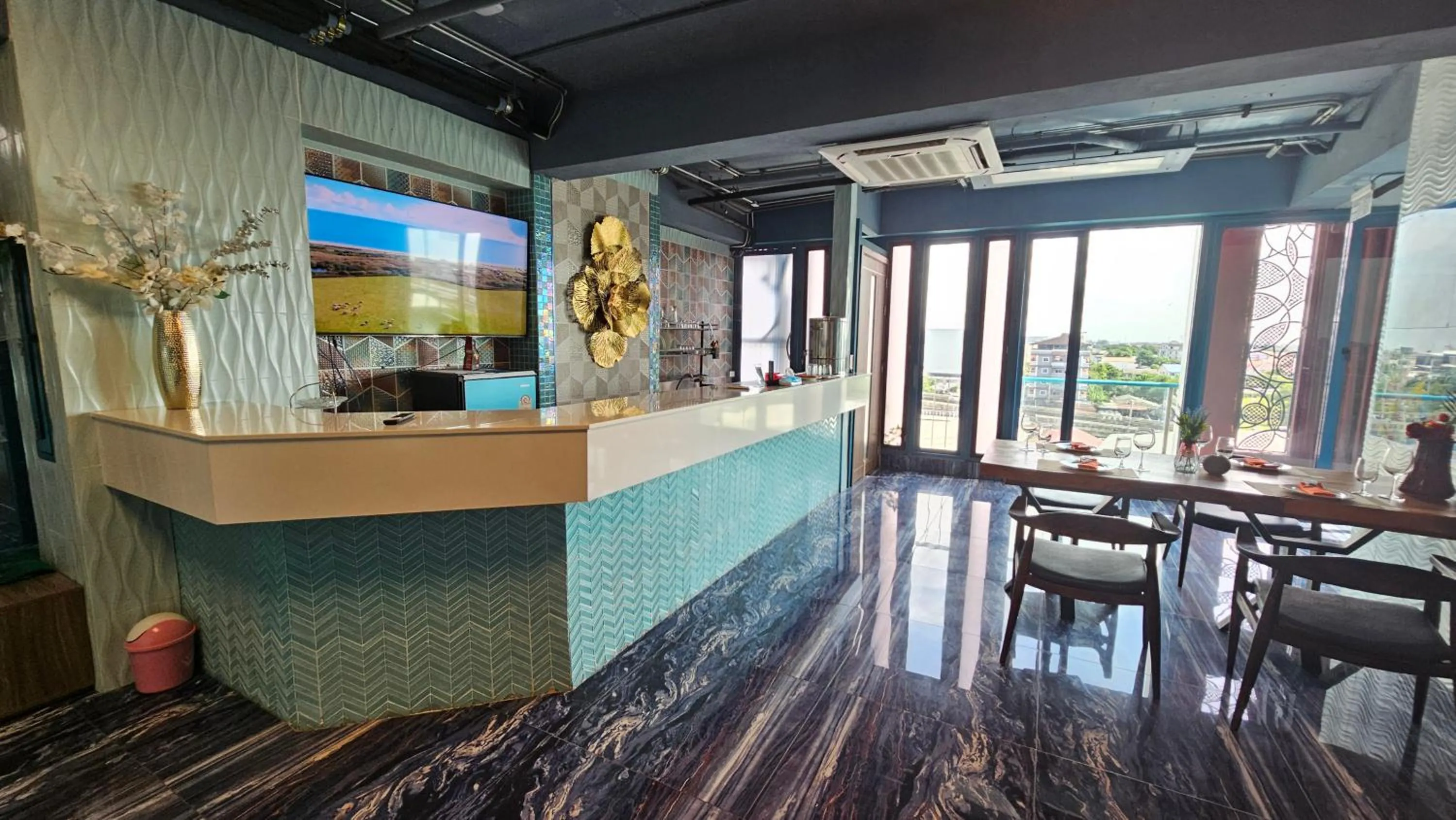 BlueTel Re'sidencE Bangkok IMPACT บลูเทล เรซิดองส์ กรุงเทพ อิมแพค