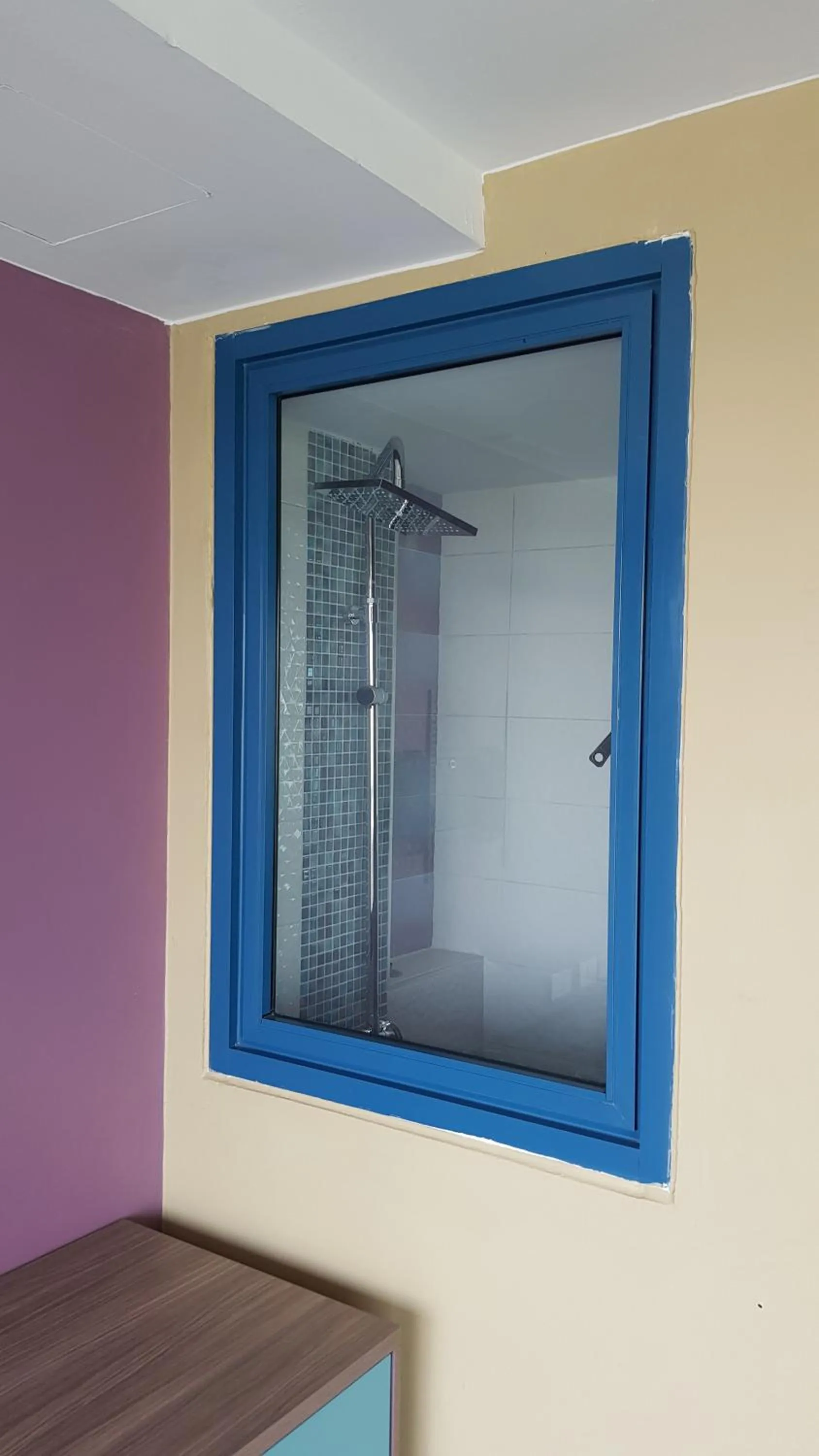 BlueTel Re'sidencE Bangkok IMPACT บลูเทล เรซิดองส์ กรุงเทพ อิมแพค