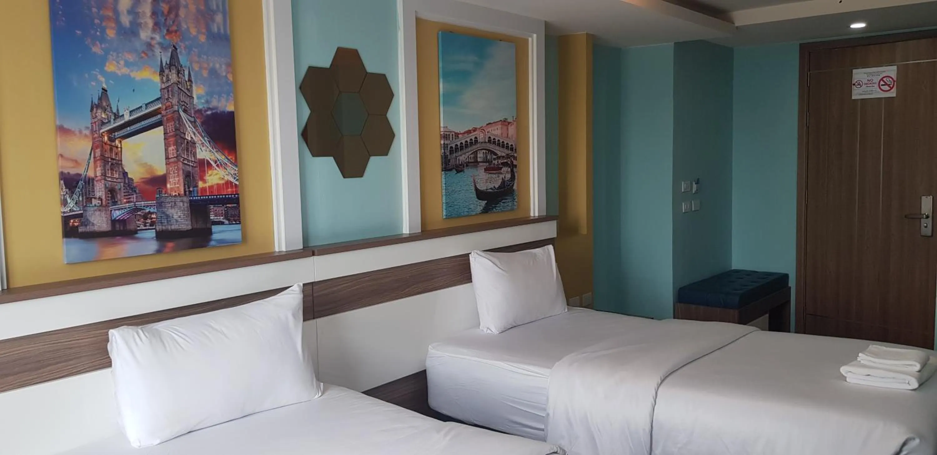 Bed in BlueTel Re'sidencE Bangkok IMPACT บลูเทล เรซิดองส์ กรุงเทพ อิมแพค