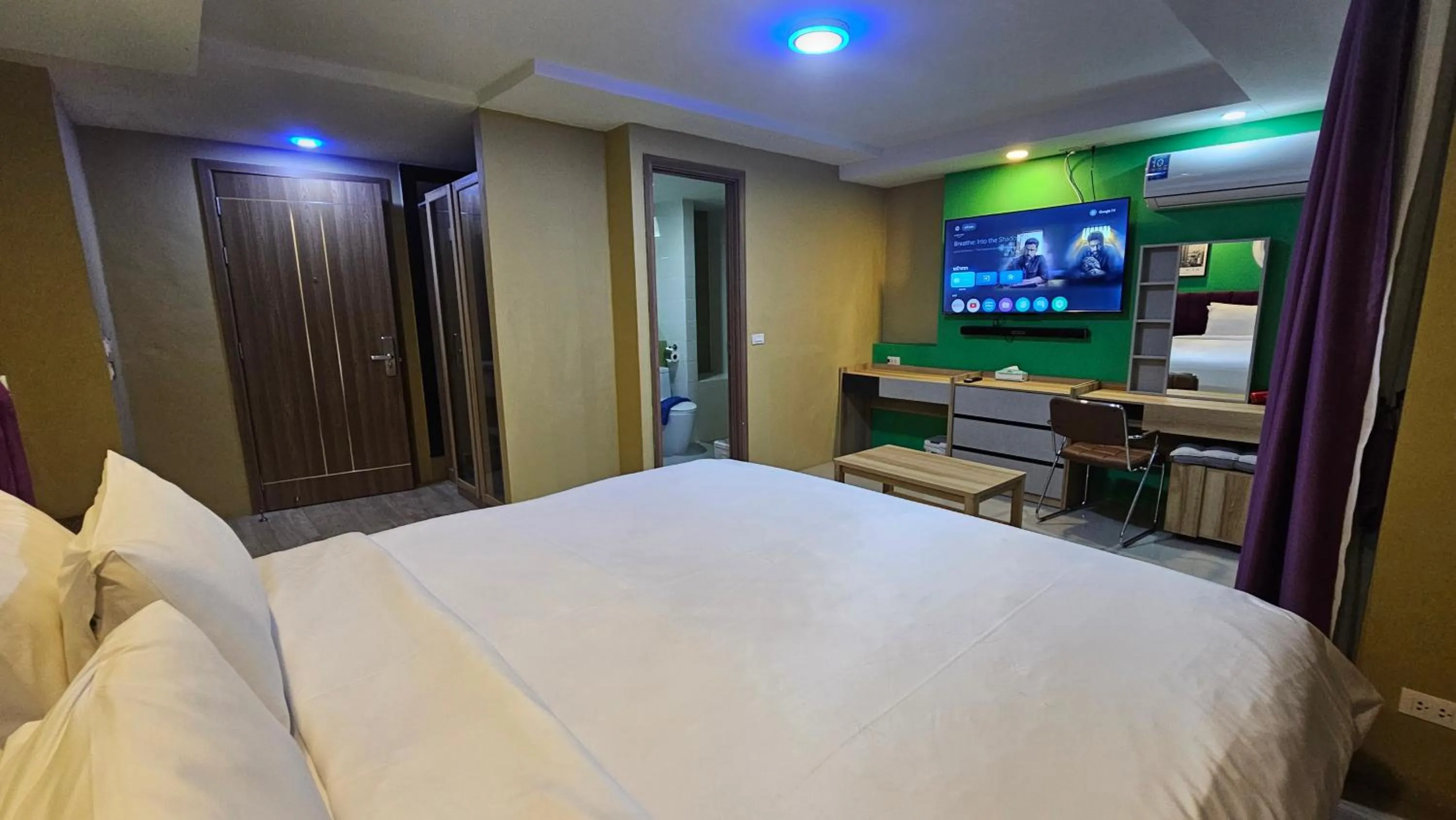 Bed in BlueTel Re'sidencE Bangkok IMPACT บลูเทล เรซิดองส์ กรุงเทพ อิมแพค