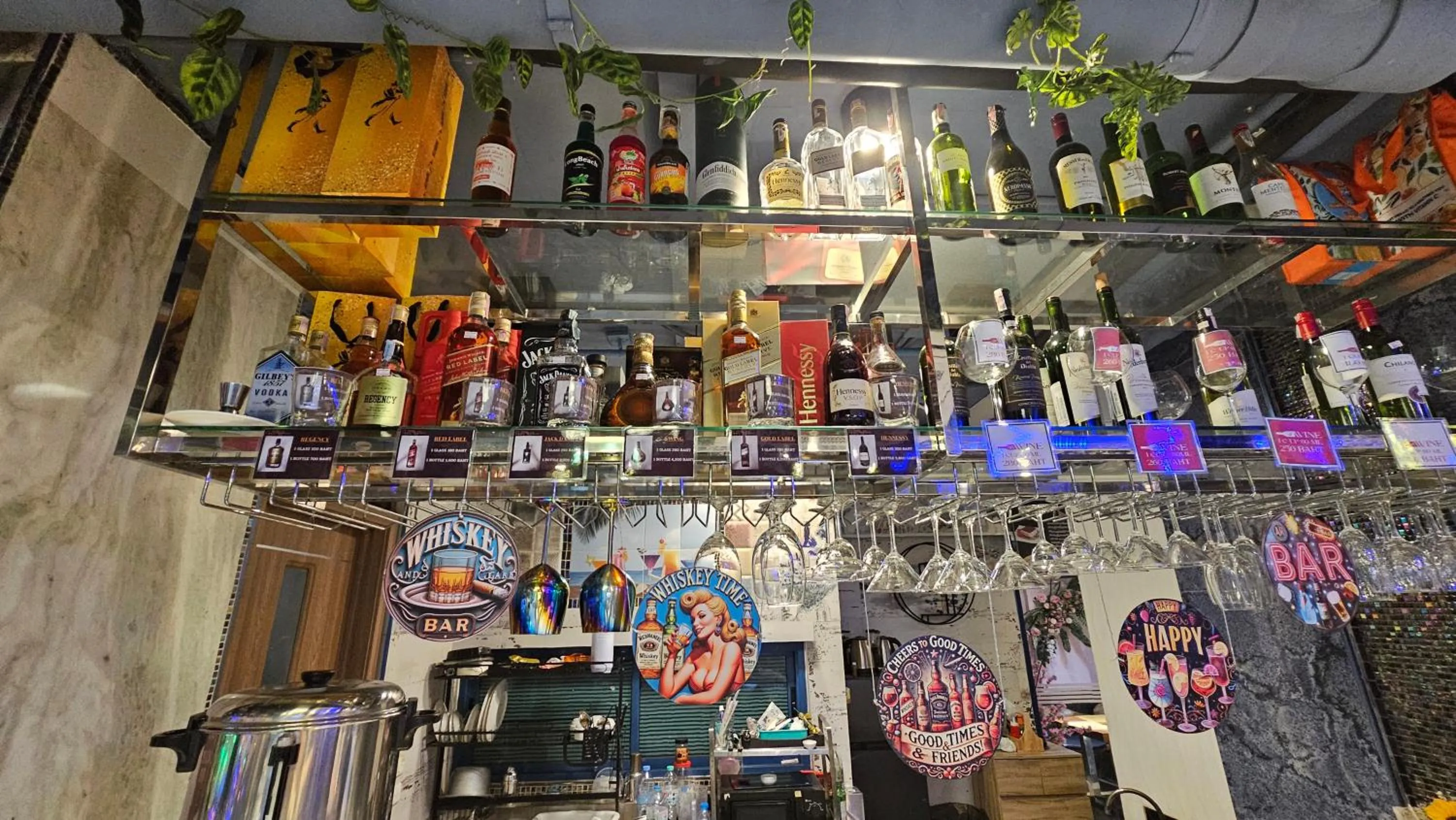 Lounge or bar in BlueTel Re'sidencE Bangkok IMPACT บลูเทล เรซิดองส์ กรุงเทพ อิมแพค