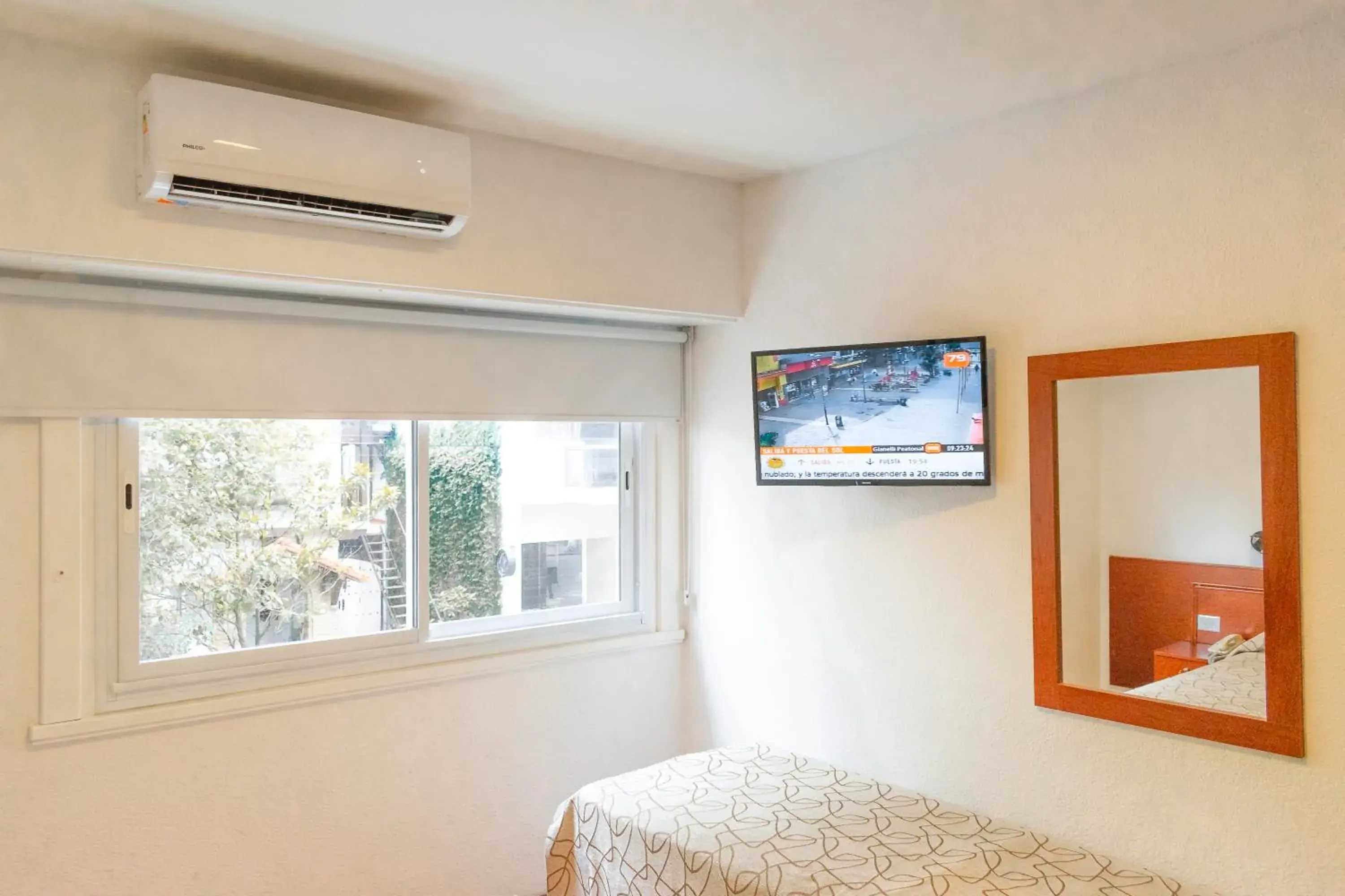 air conditioner, Bed in Hotel Traful air conditioner, Bed in Hotel Traful