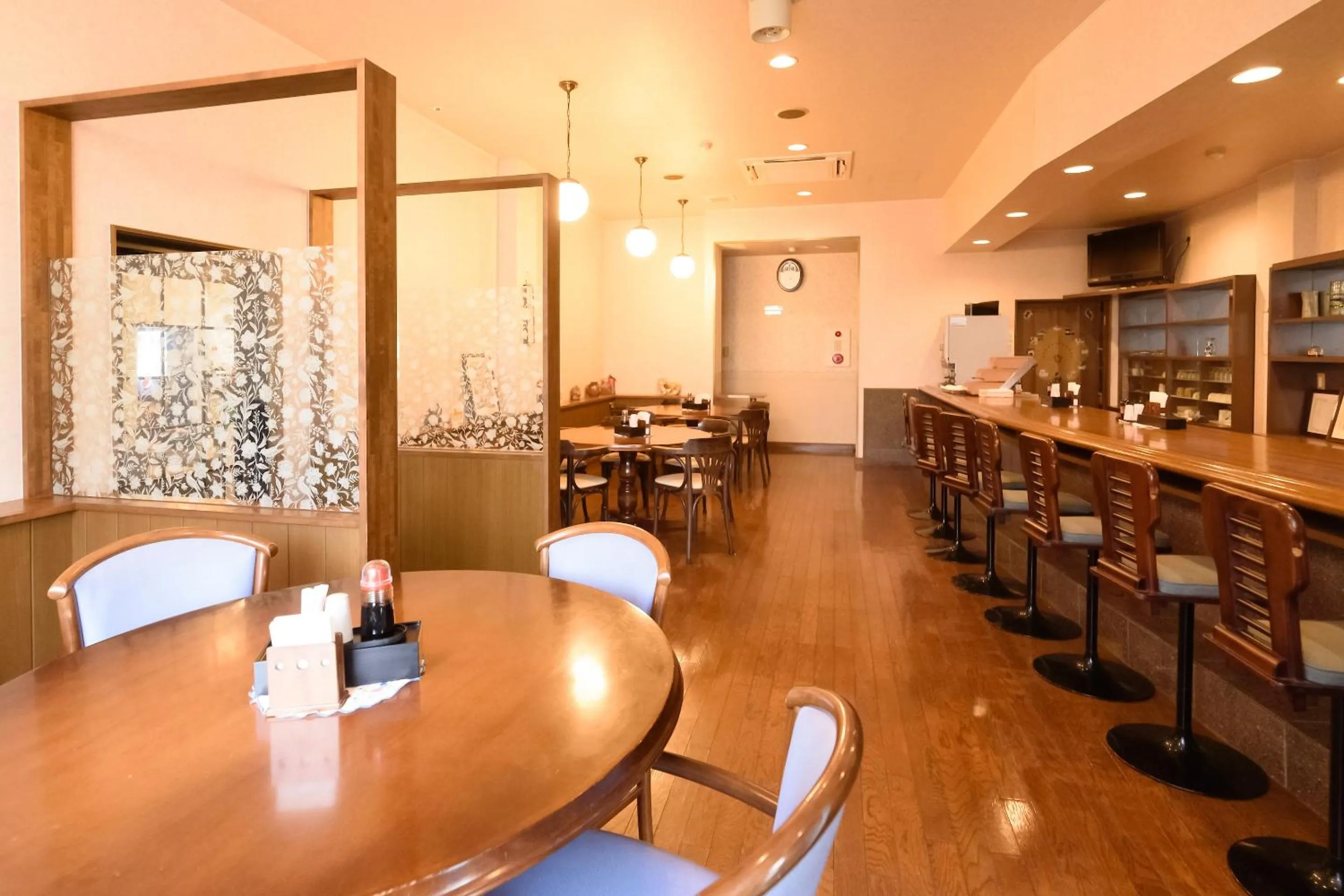 Restaurant/places to eat in Business Hotel Kawakami