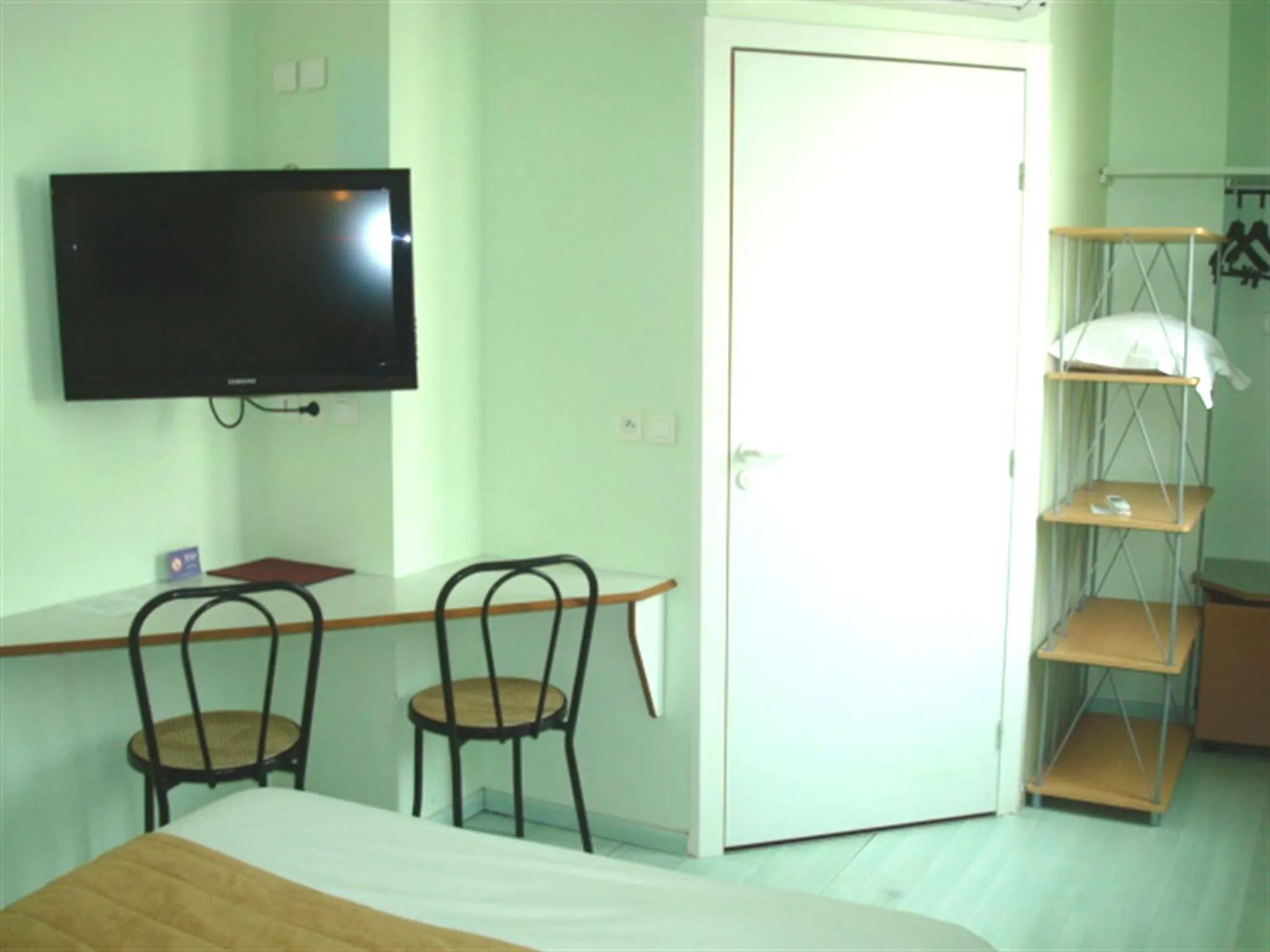 Decorative detail in Hotel De Rosny