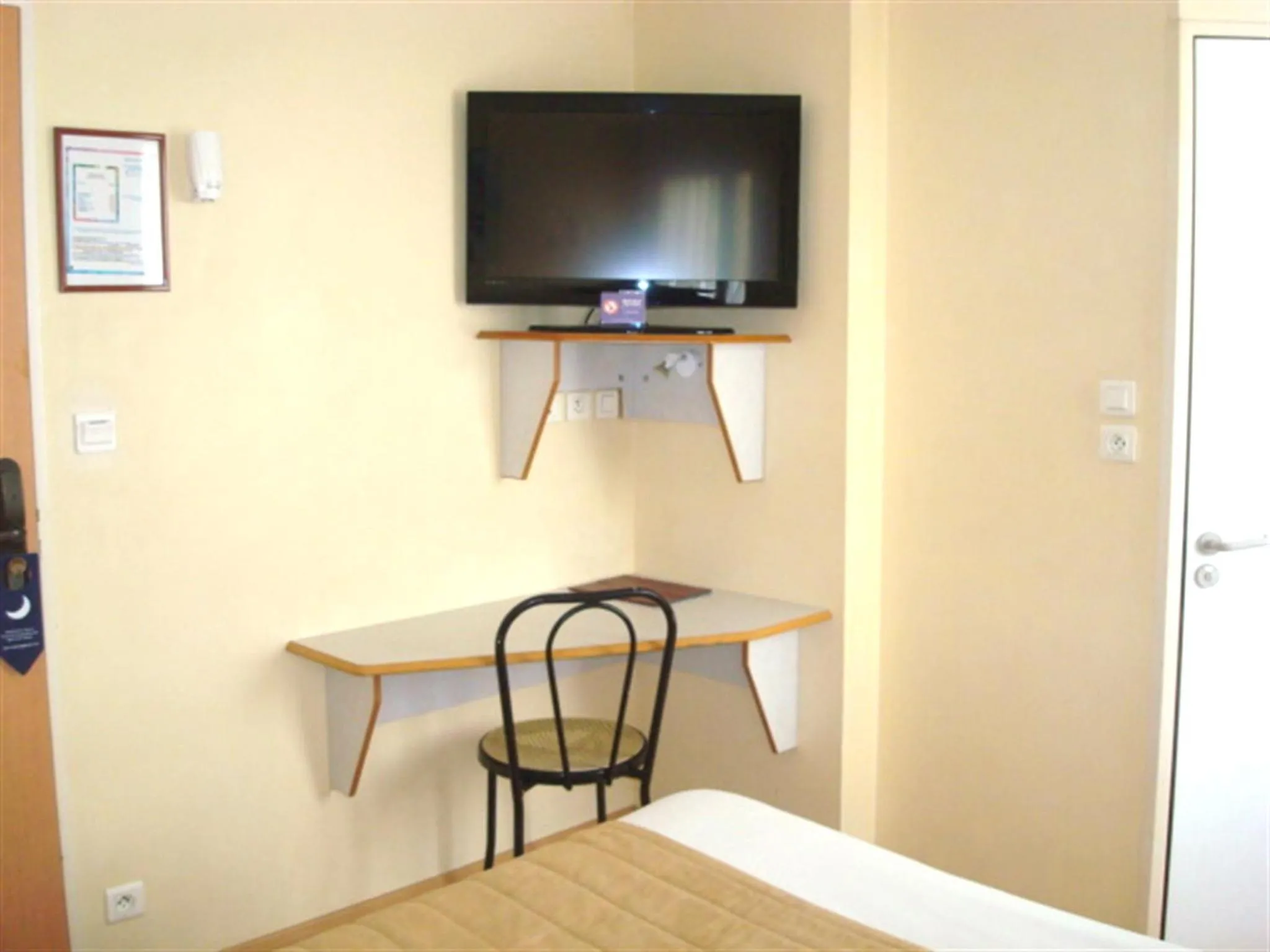 Decorative detail in Hotel De Rosny