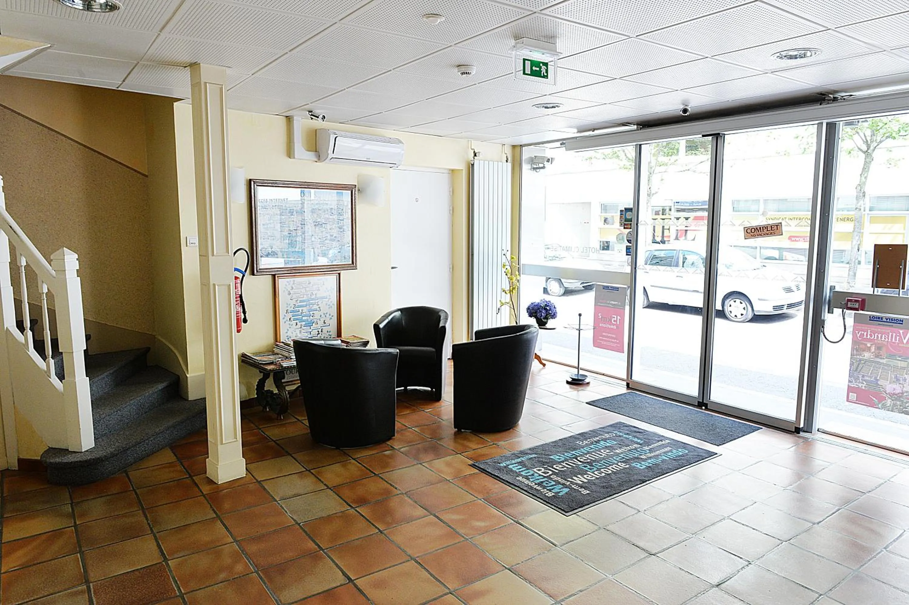 Day in Hotel De Rosny