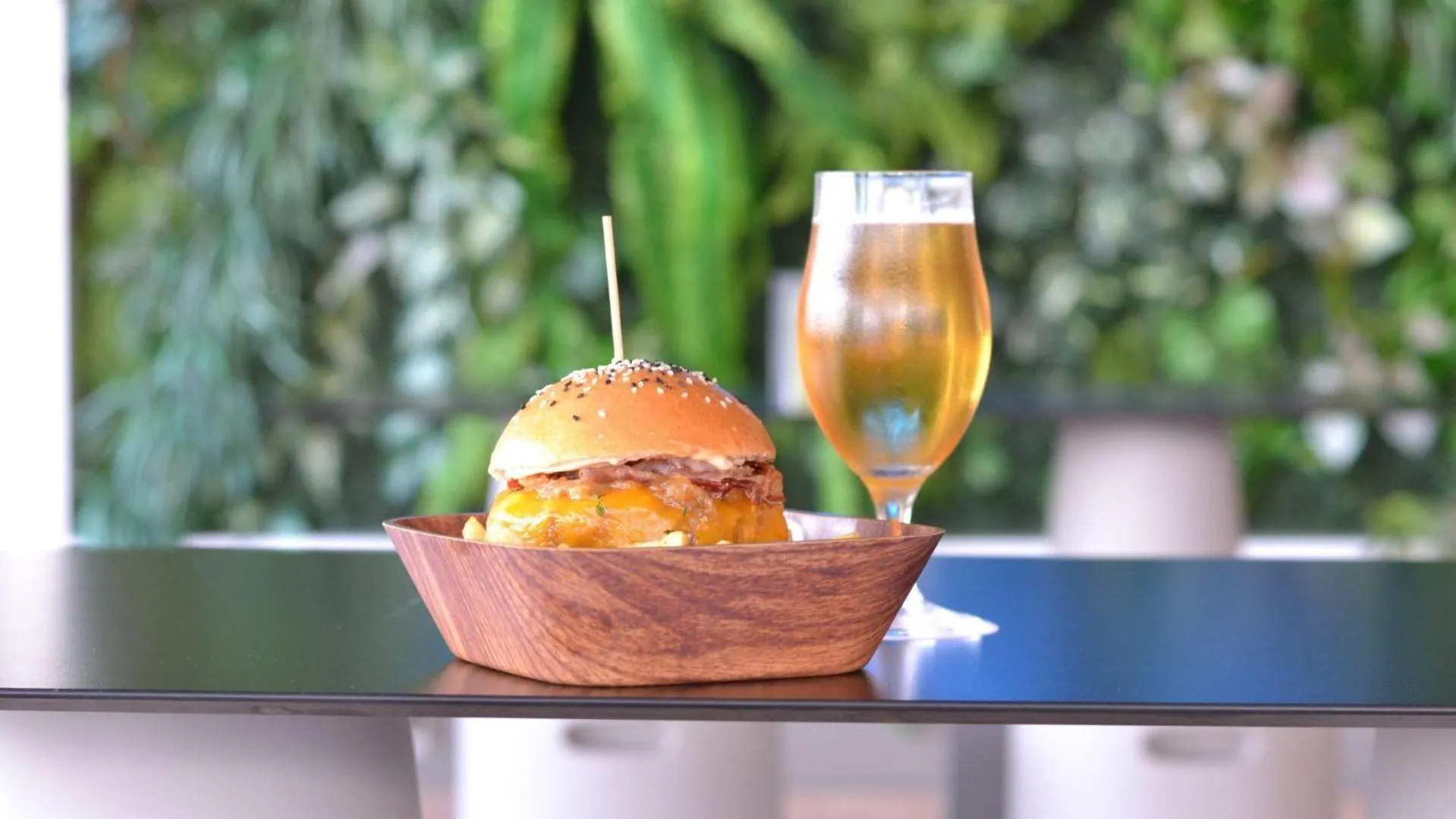 Lounge or bar in Gran Evenia Panamá Hotel