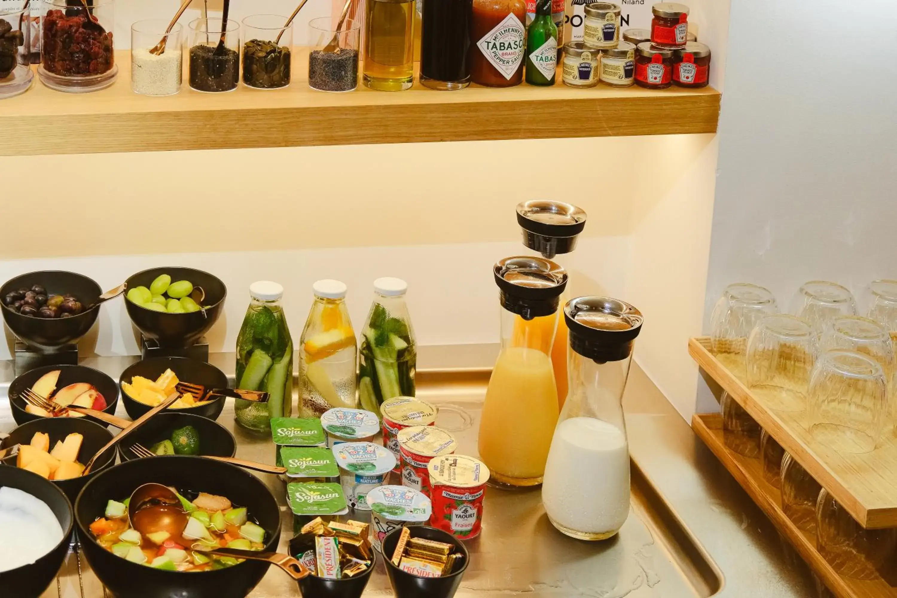 Breakfast in Nuage Breakfast in Nuage