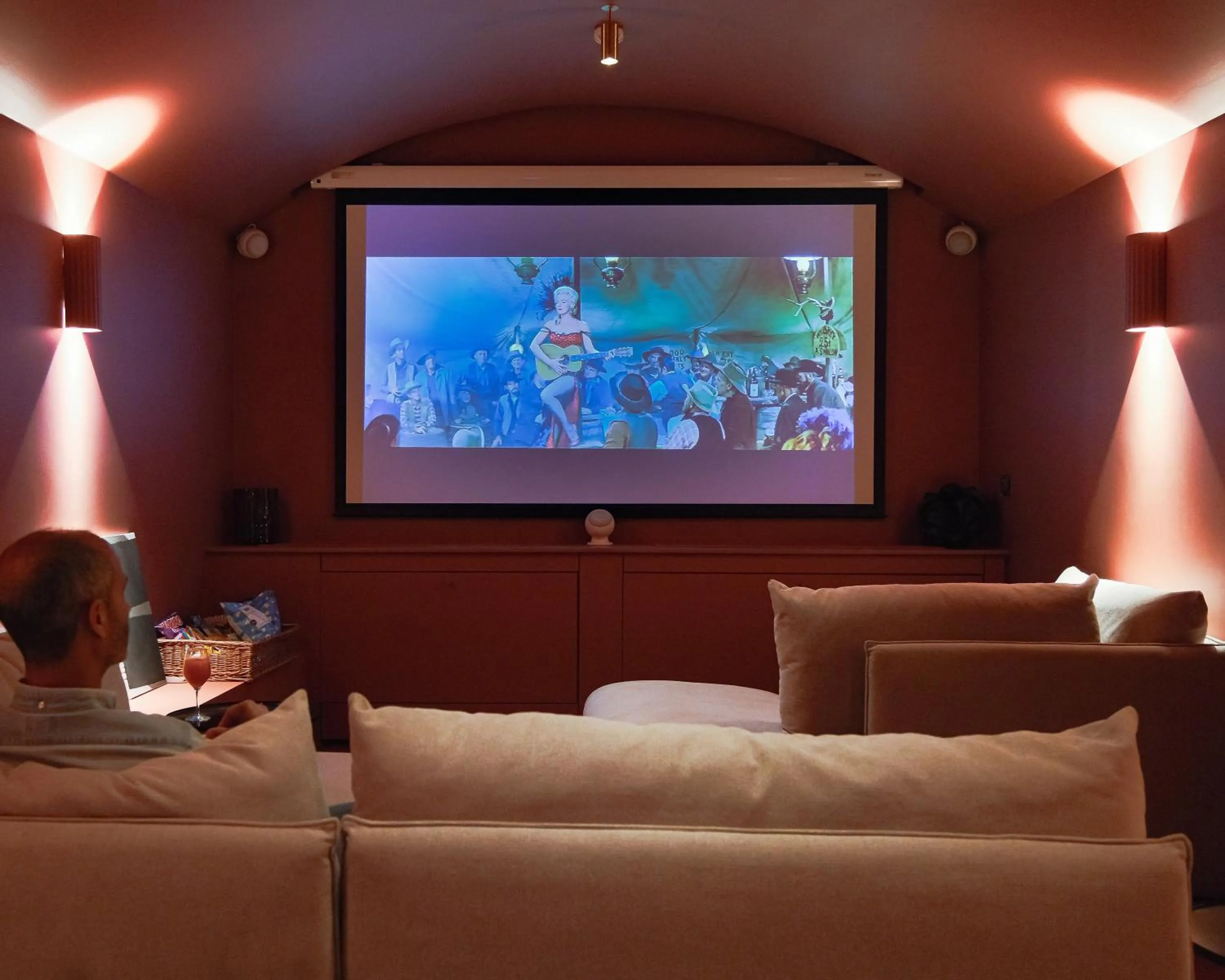 Communal lounge/ TV room in Nuage