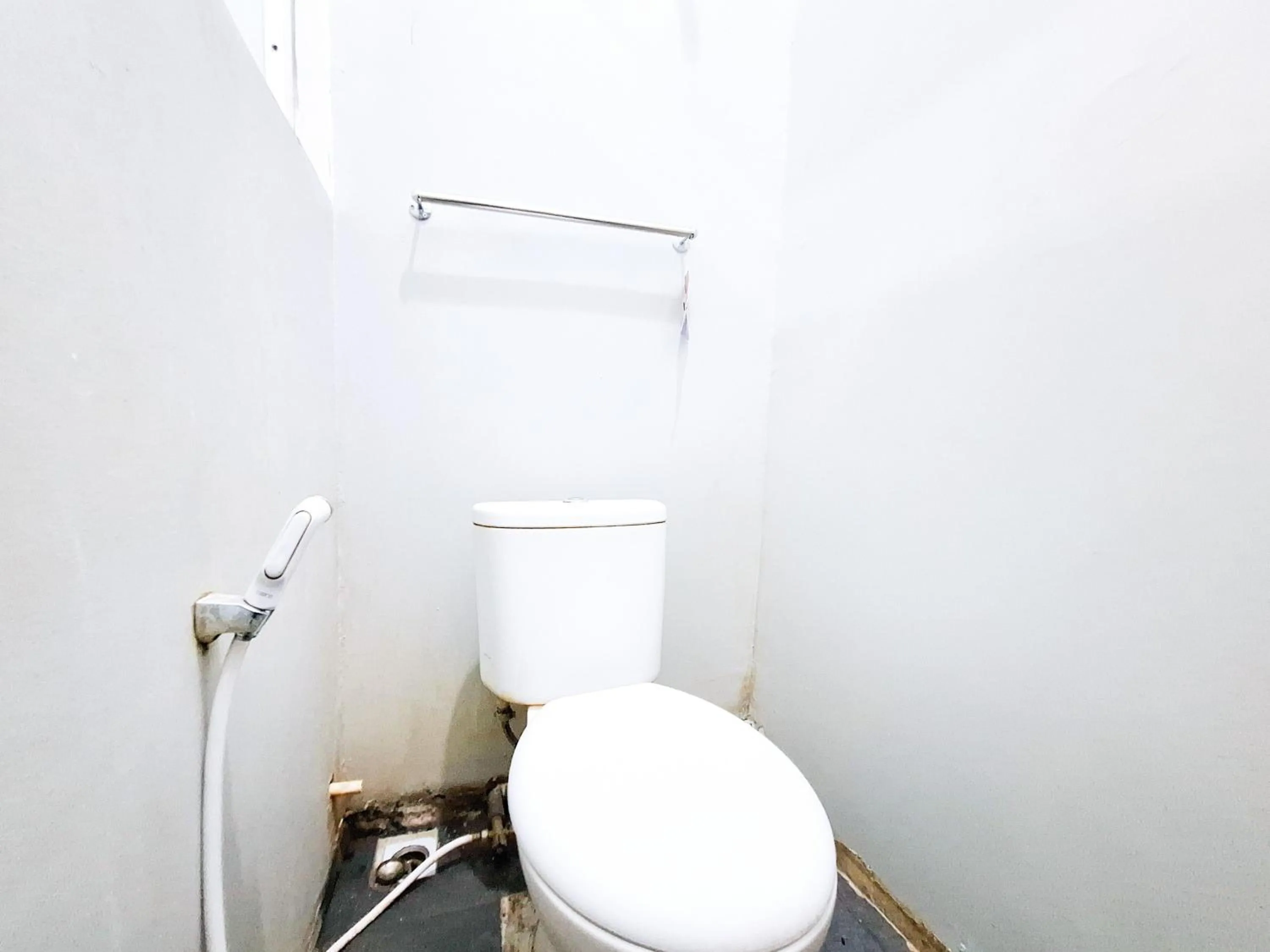 Bathroom in OYO 2041 Griya Aneka