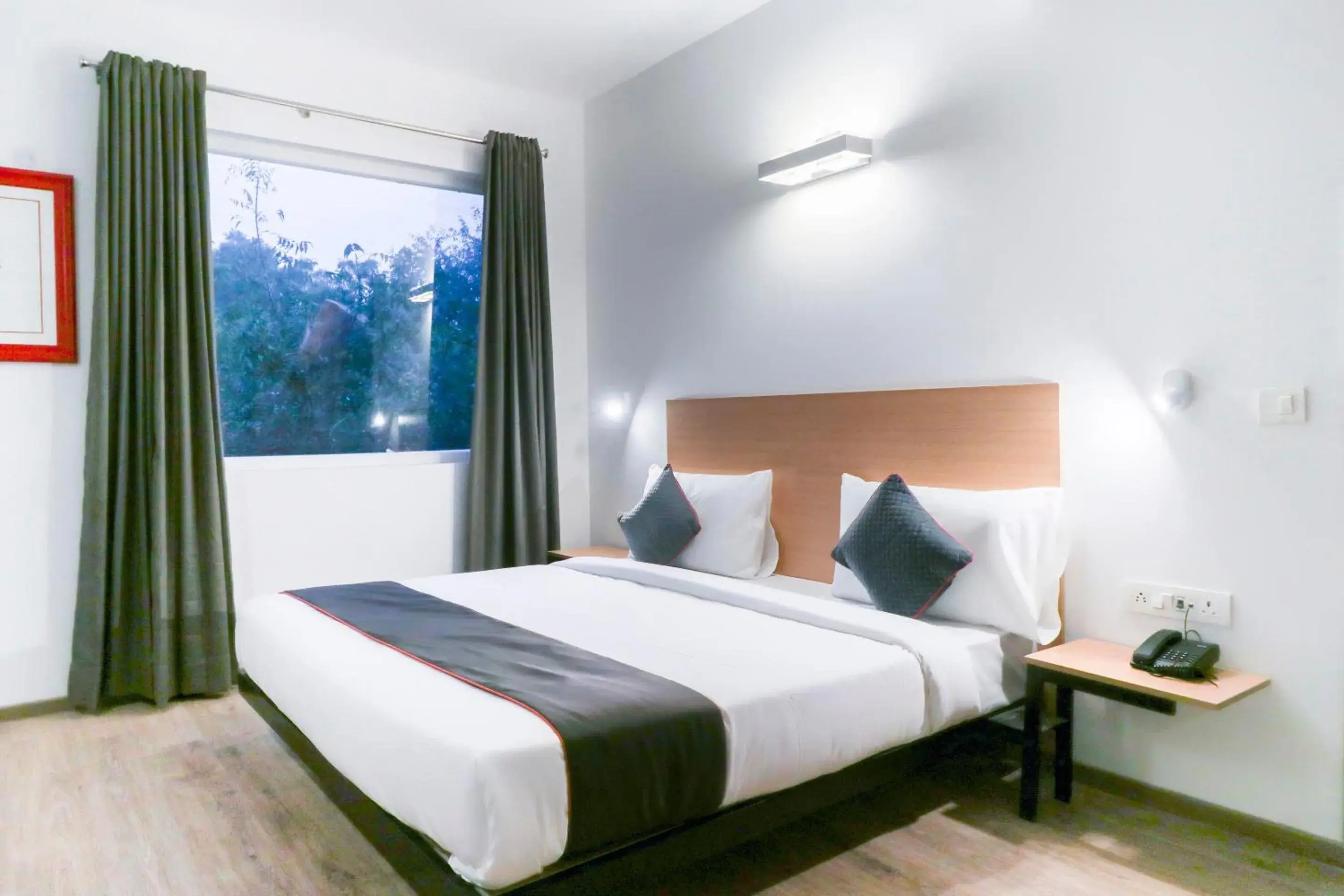 Bedroom, Bed in Super Townhouse Noida Sector 71 Near ISKCON Temple Noida Bedroom, Bed in Super Townhouse Noida Sector 71 Near ISKCON Temple Noida