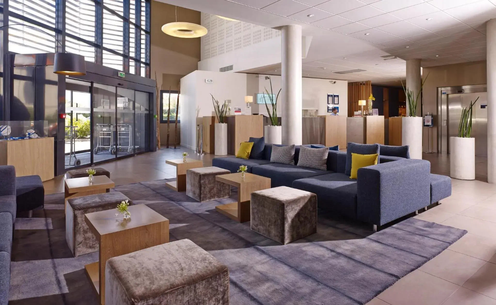 Property building in Holiday Inn Express Toulouse Airport by IHG Property building in Holiday Inn Express Toulouse Airport by IHG