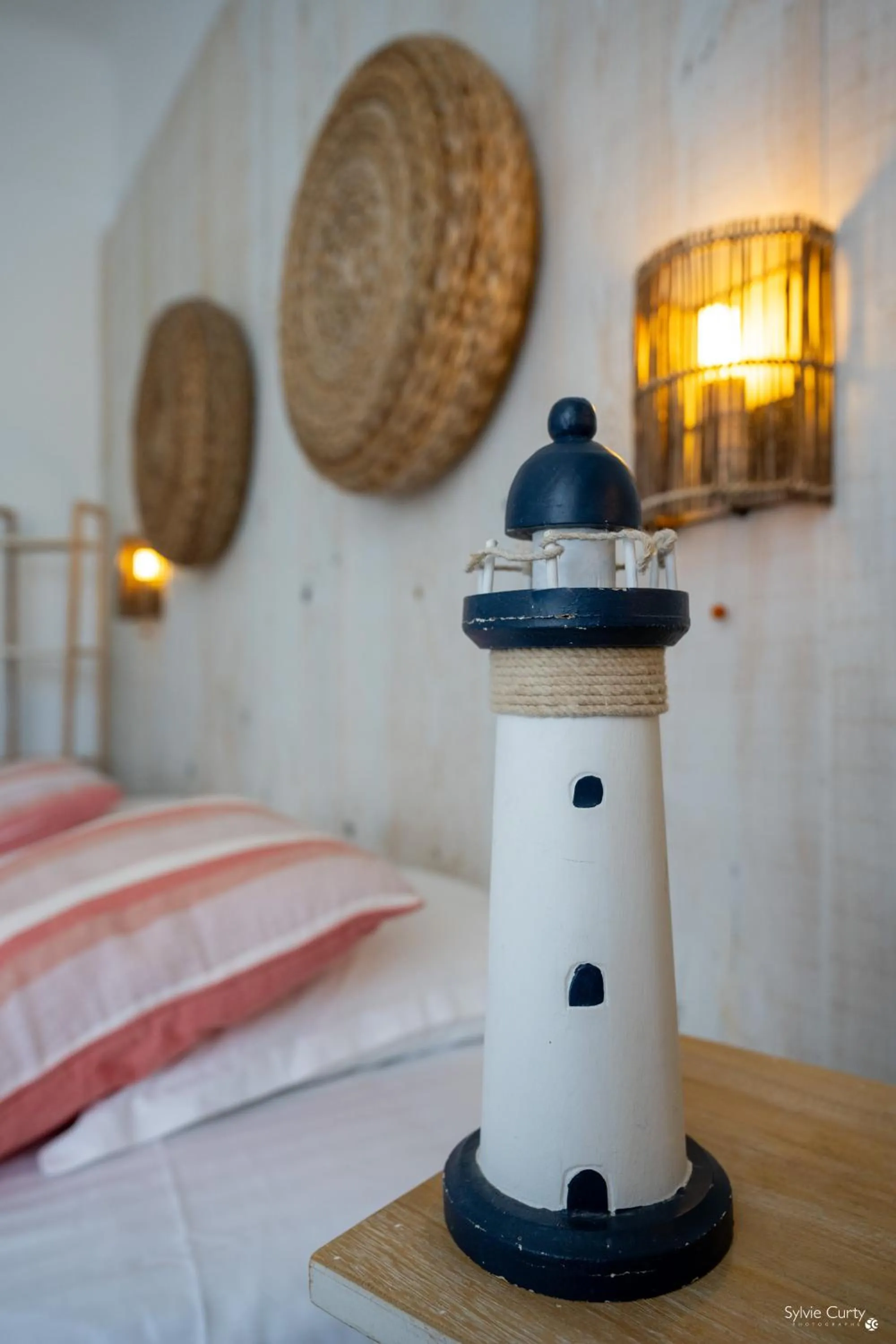 Decorative detail, Bed in Hotel La Roseraie